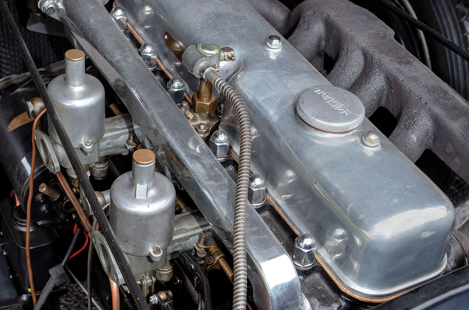 Classic & Sports Car – Jaguar SS100: Goodwood’s first winner