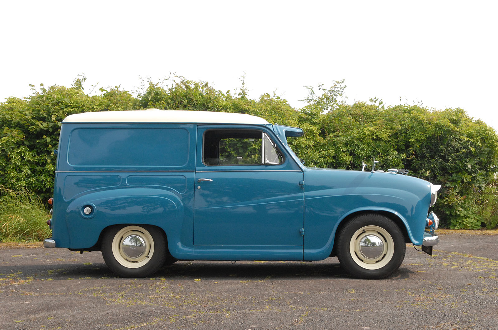 Classic & Sports Car – Your classic: Austin A35 van