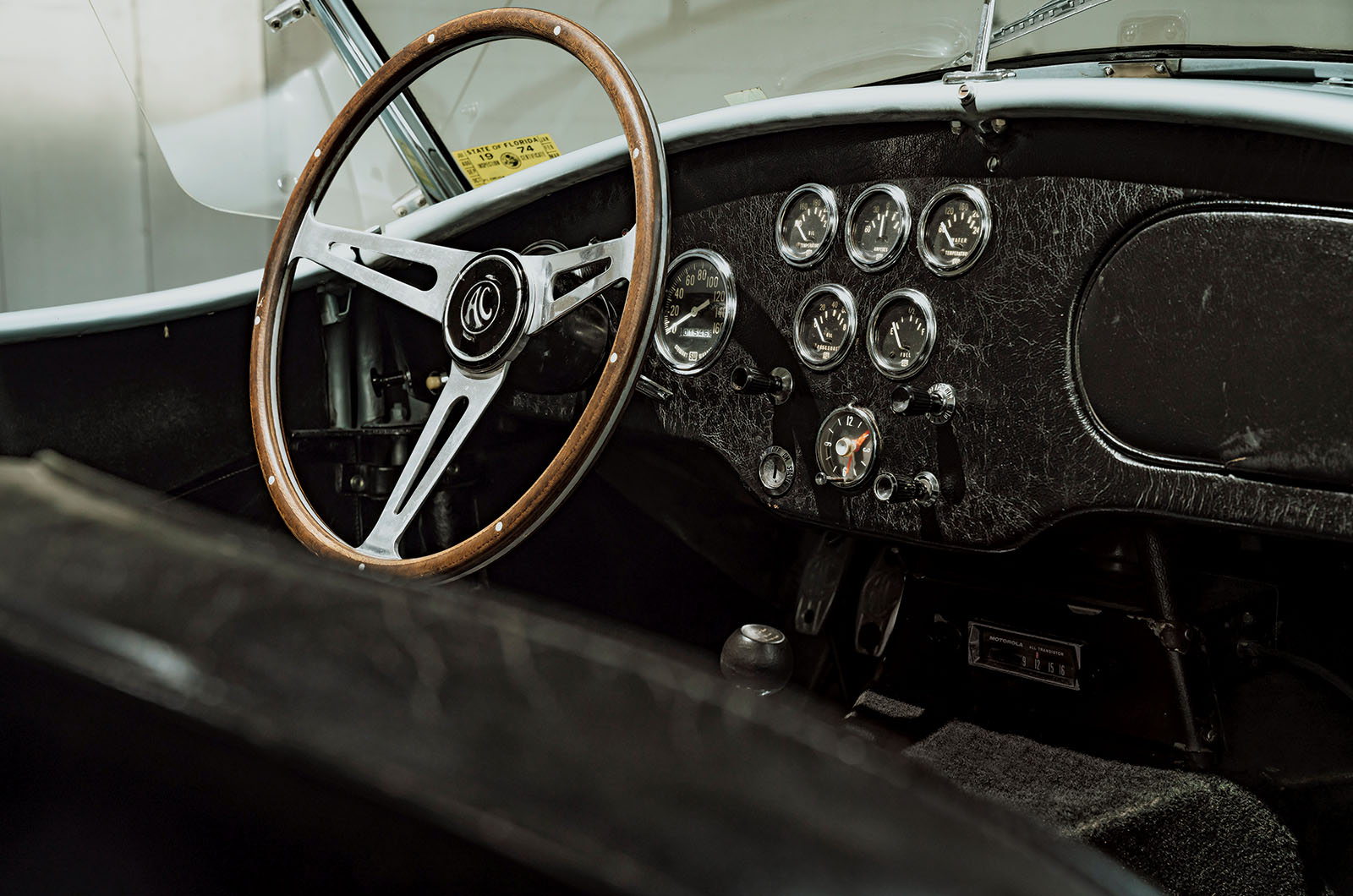 Classic & Sports Car – AC Cobra 289: return of the space cowboy