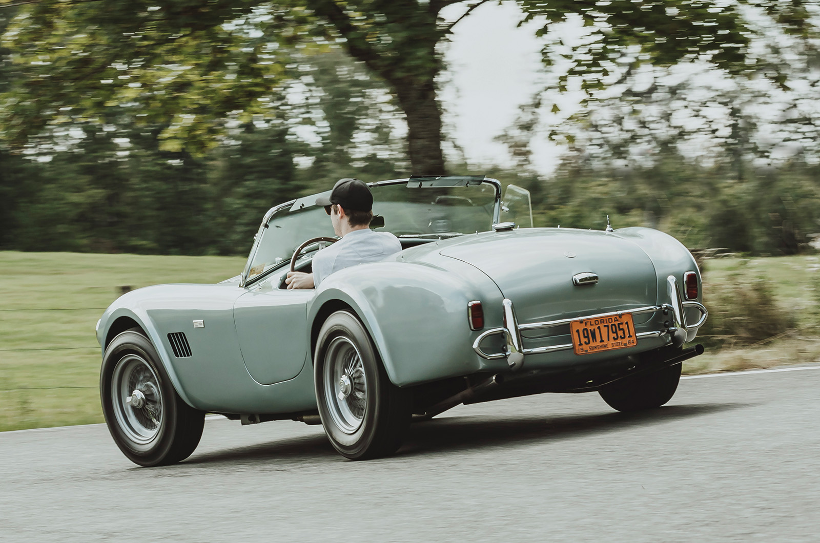 Classic & Sports Car – AC Cobra 289: return of the space cowboy
