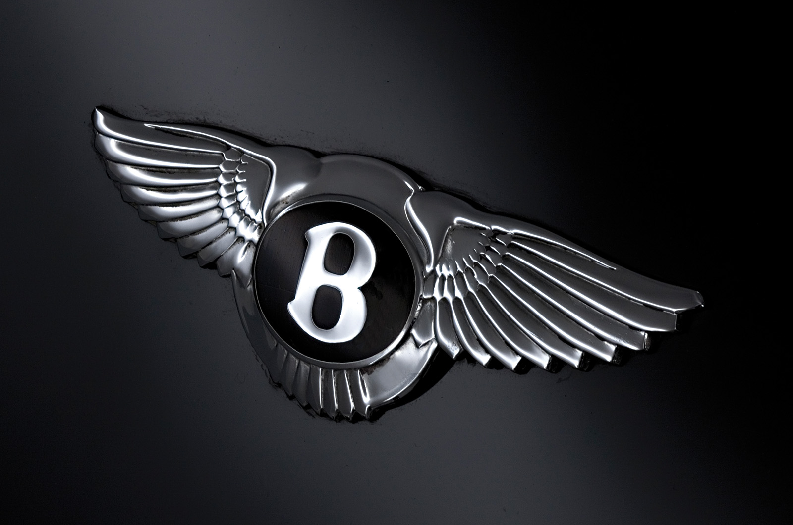 Classic & Sports Car – Bentley R-type Continental: elegance in excelsis