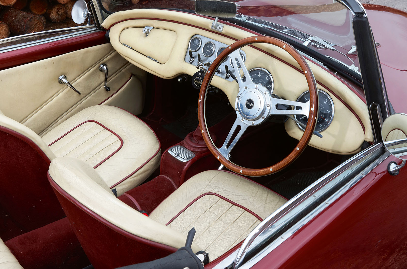 Classic & Sports Car – Daimler SP250 ‘Dart’: Edward Turner’s great ‘eight’