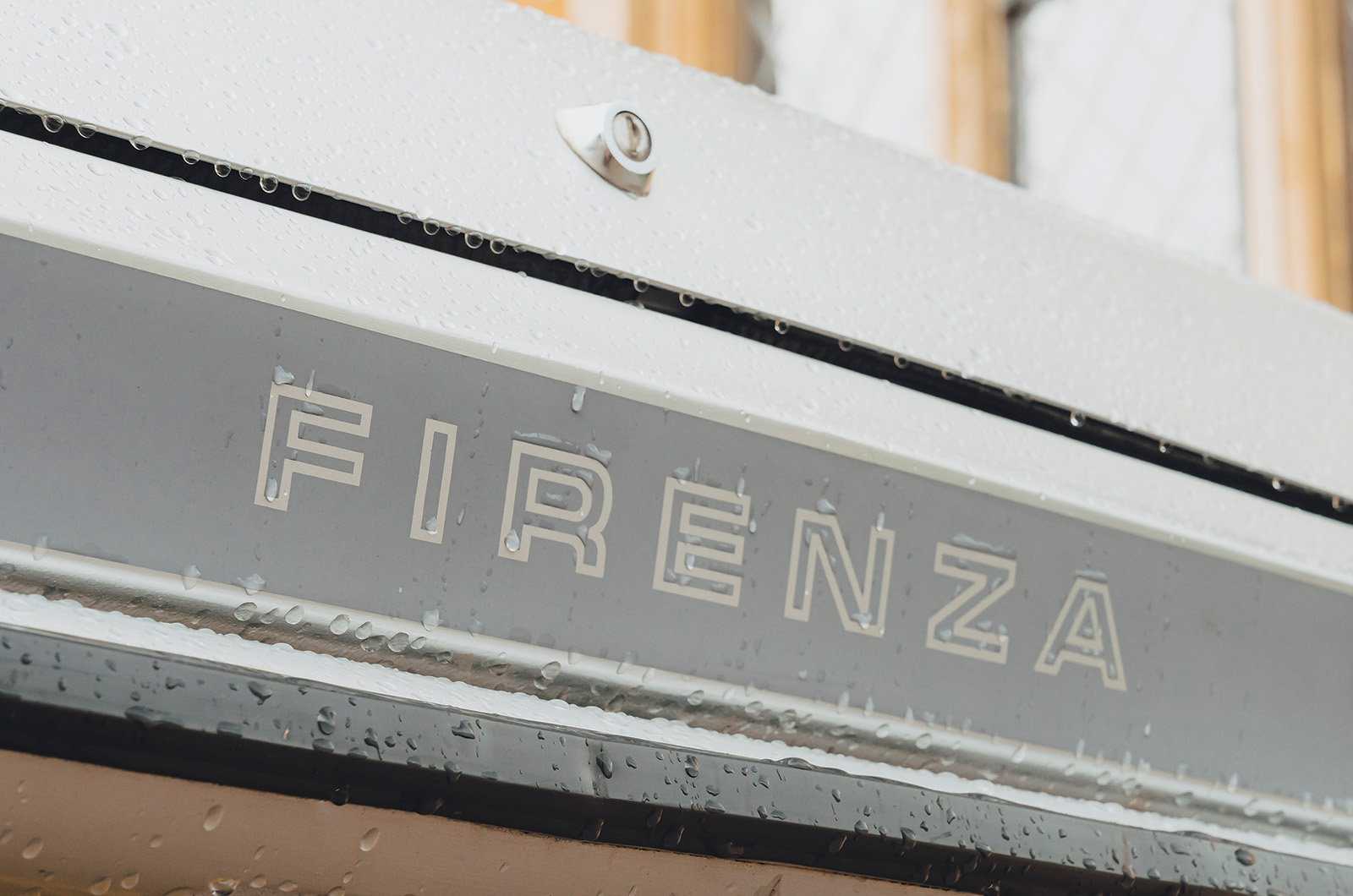 Classic & Sports Car – Ford Capri II vs Toyota Celica vs Vauxhall Firenza: style on a budget