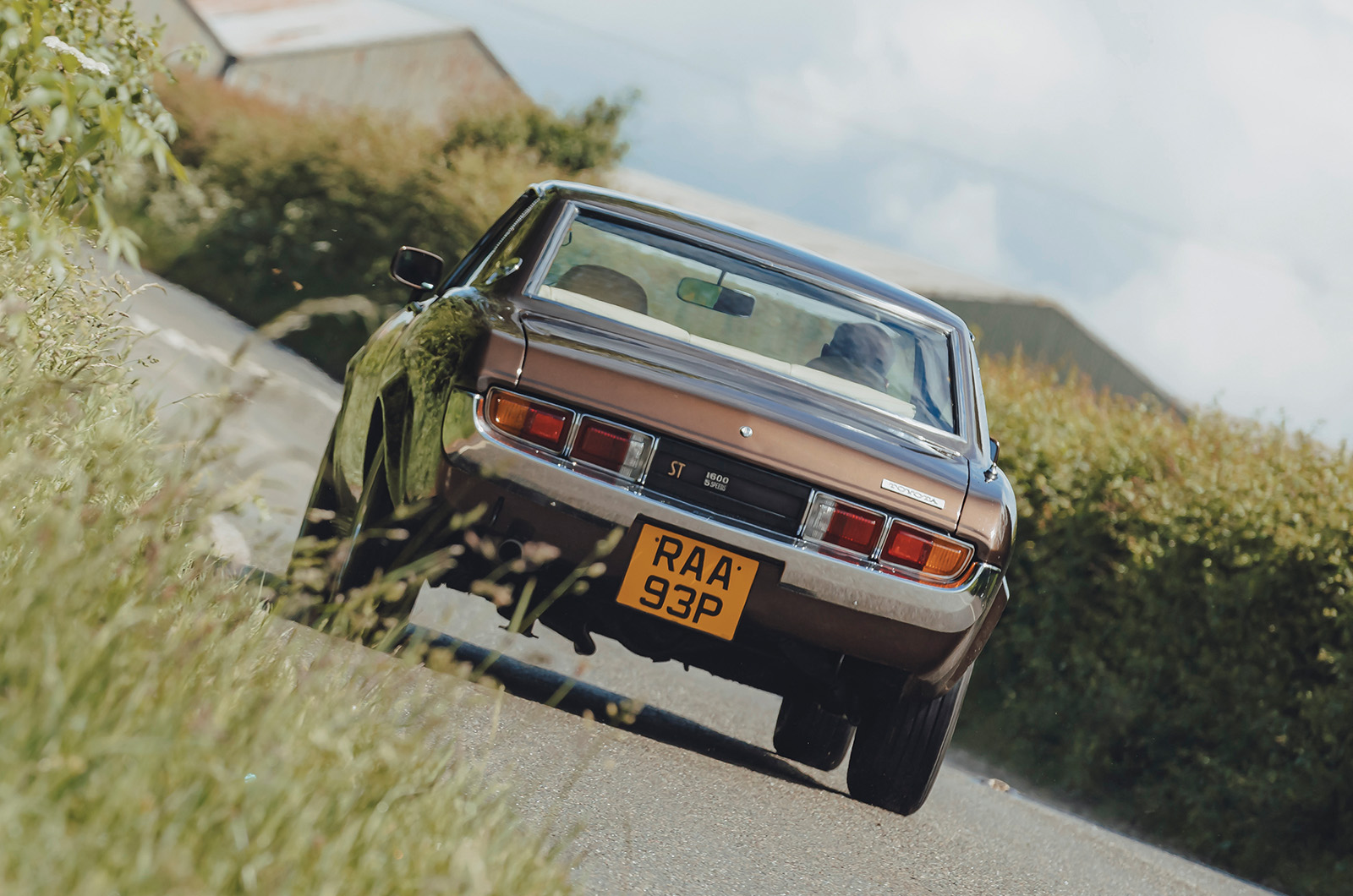 Classic & Sports Car – Ford Capri II vs Toyota Celica vs Vauxhall Firenza: style on a budget