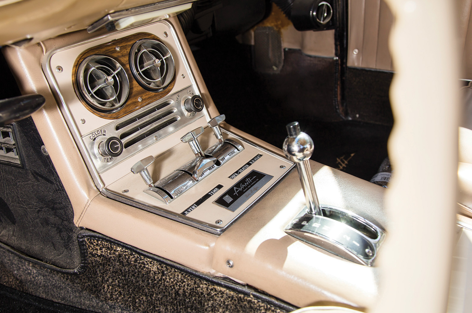 Classic & Sports Car – Studebaker Avanti: back to the future