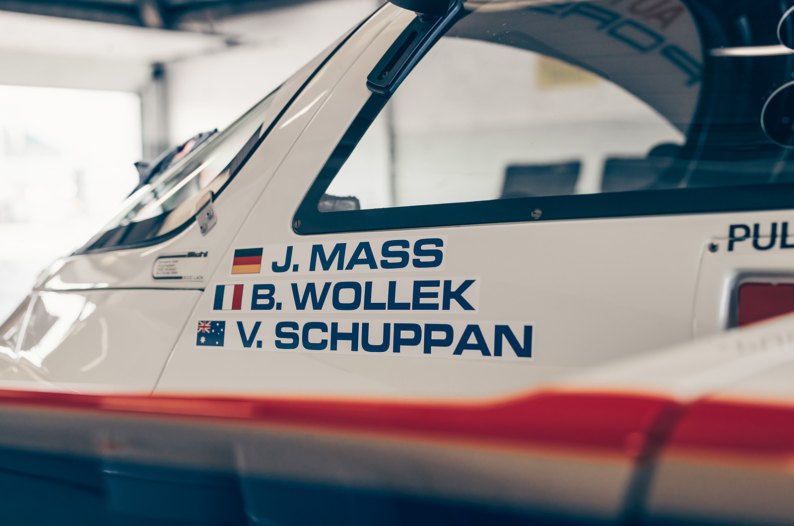 Classic & Sports Car – Inside Supercar Driver’s Secret Meet: undercover millionaire