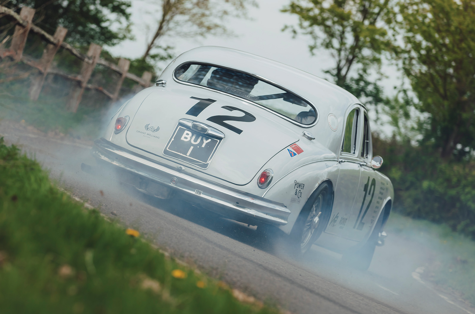 Classic & Sports Car – Jaguar E-type, Mk1 and Mk2: John Coombs’ modified Big Cats