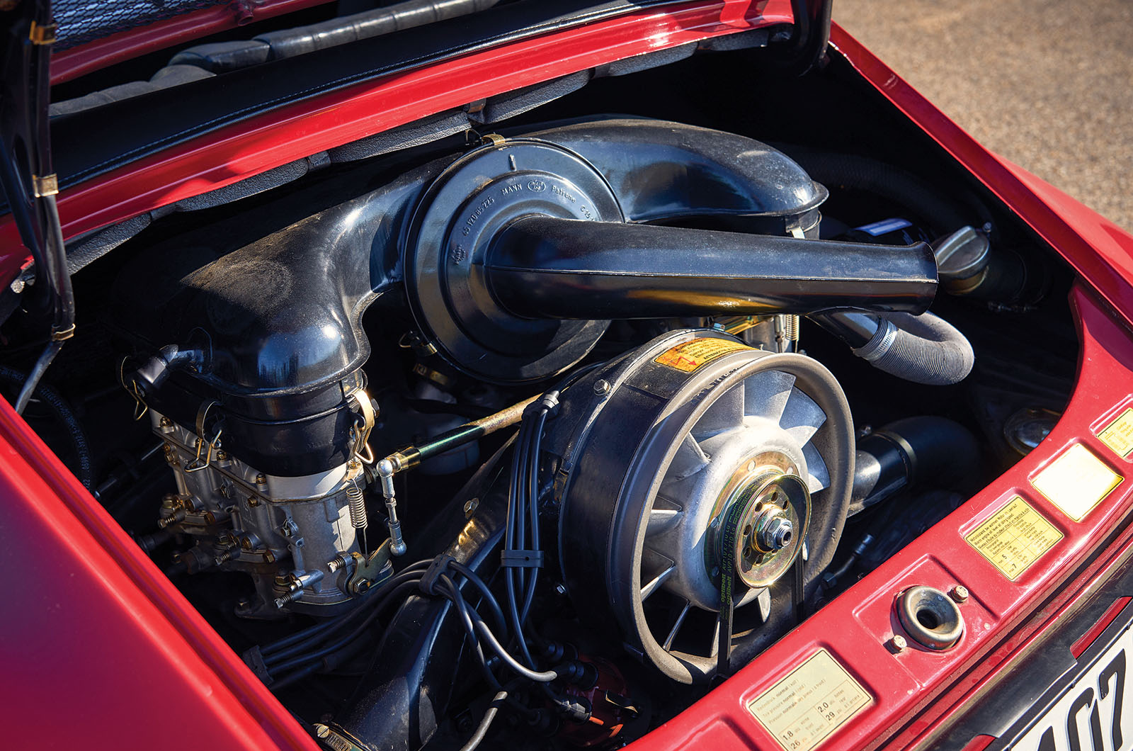 Classic & Sports Car – Porsche 911 targas: lifting the lid