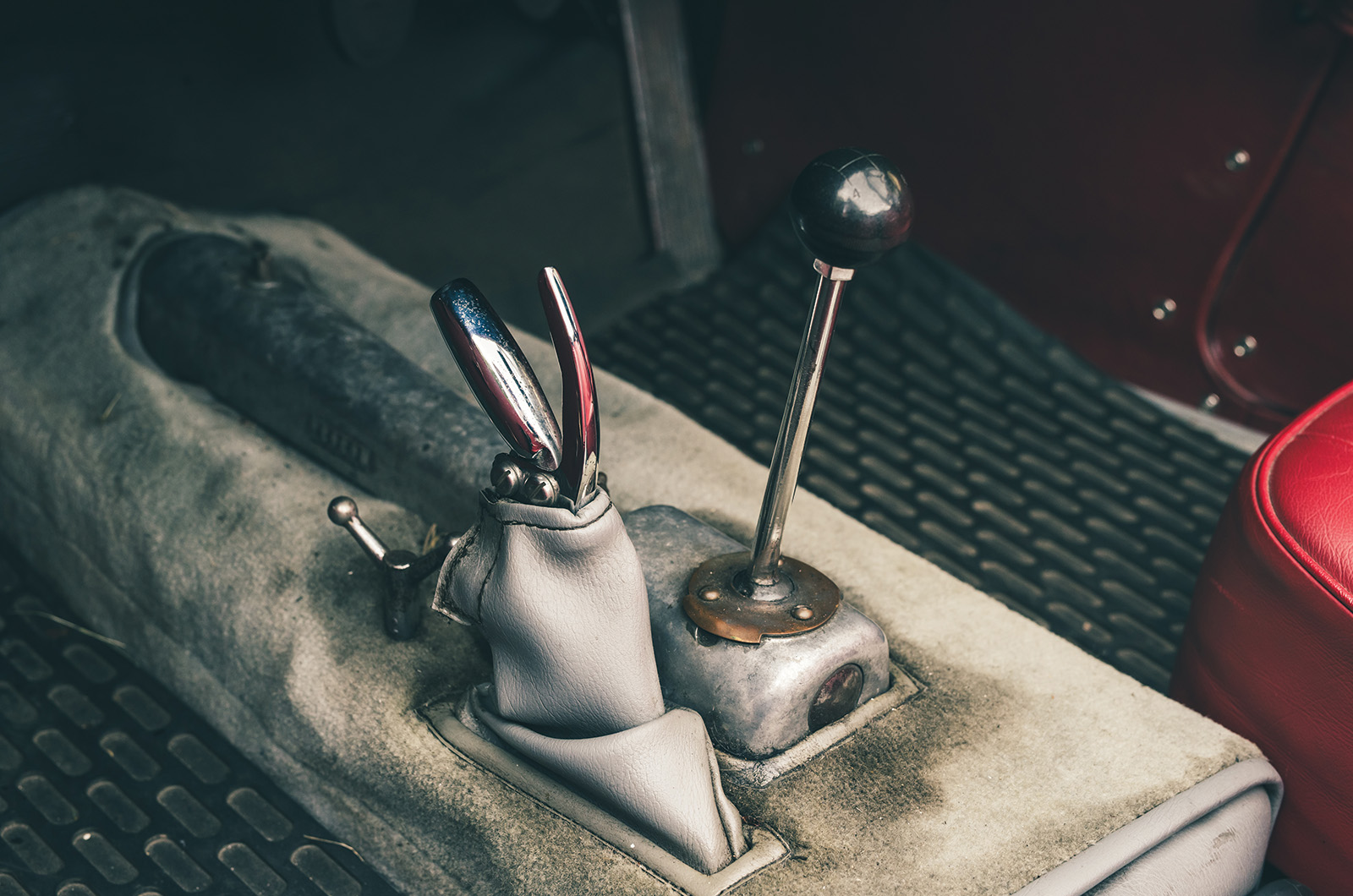 Classic & Sports Car – Wolseley Hornet Special: bodies of evidence