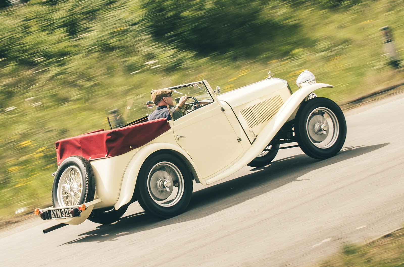 Classic & Sports Car – Wolseley Hornet Special: bodies of evidence