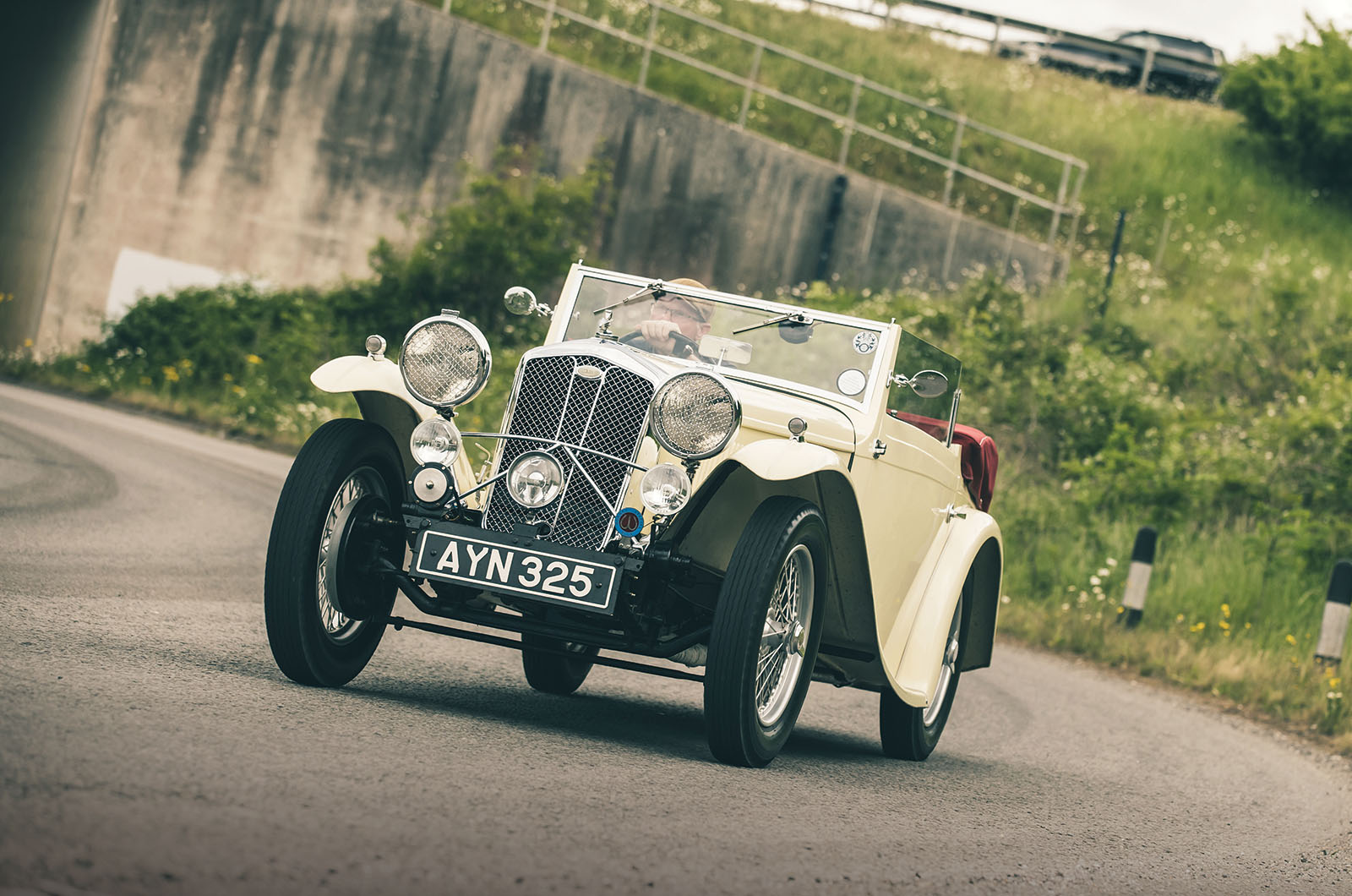 Classic & Sports Car – Wolseley Hornet Special: bodies of evidence