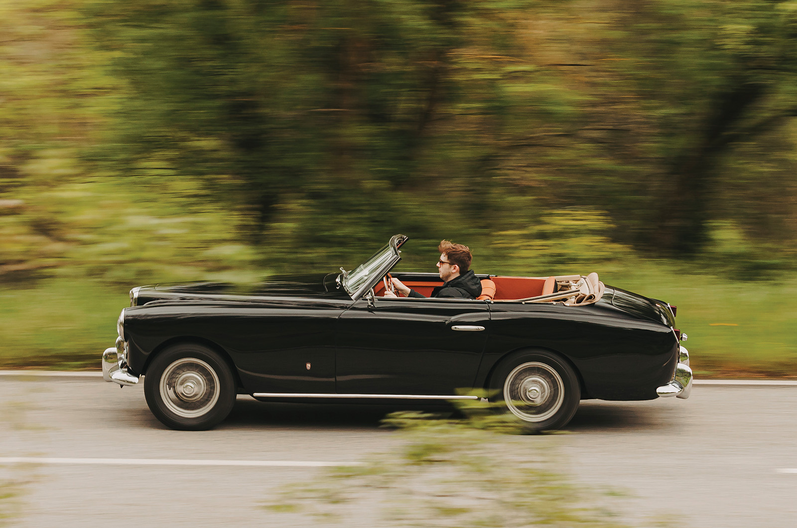 Classic & Sports Car – Arnolt-MG dhc: British engineering, Latin style