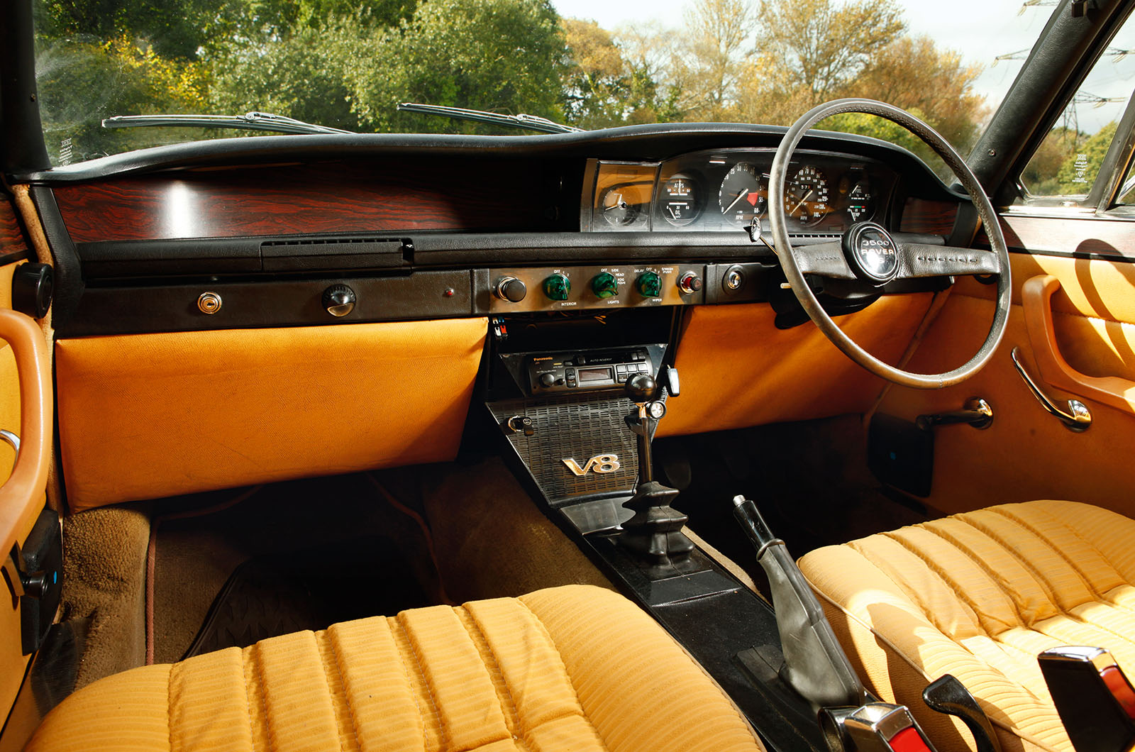 Classic & Sports Car – Ford, Triumph, Volvo, Rover, Audi, Datsun, Wolseley and Vauxhall: barge poll