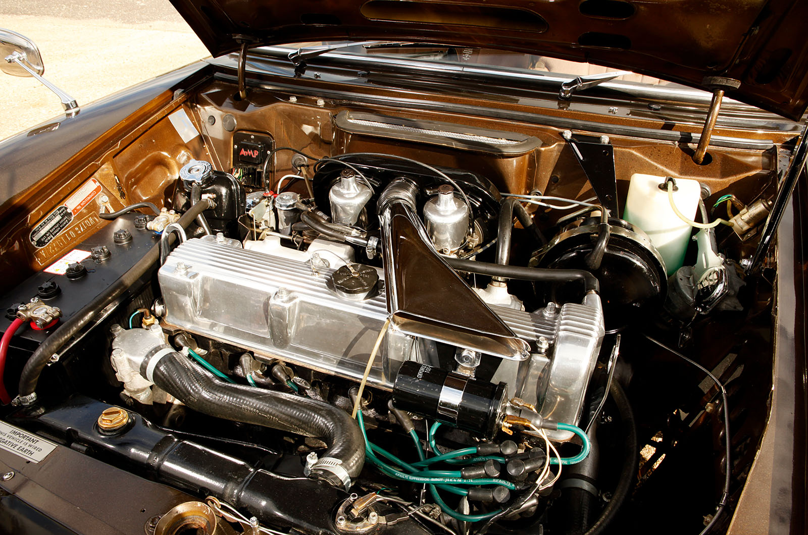 Classic & Sports Car – Ford, Triumph, Volvo, Rover, Audi, Datsun, Wolseley and Vauxhall: barge poll