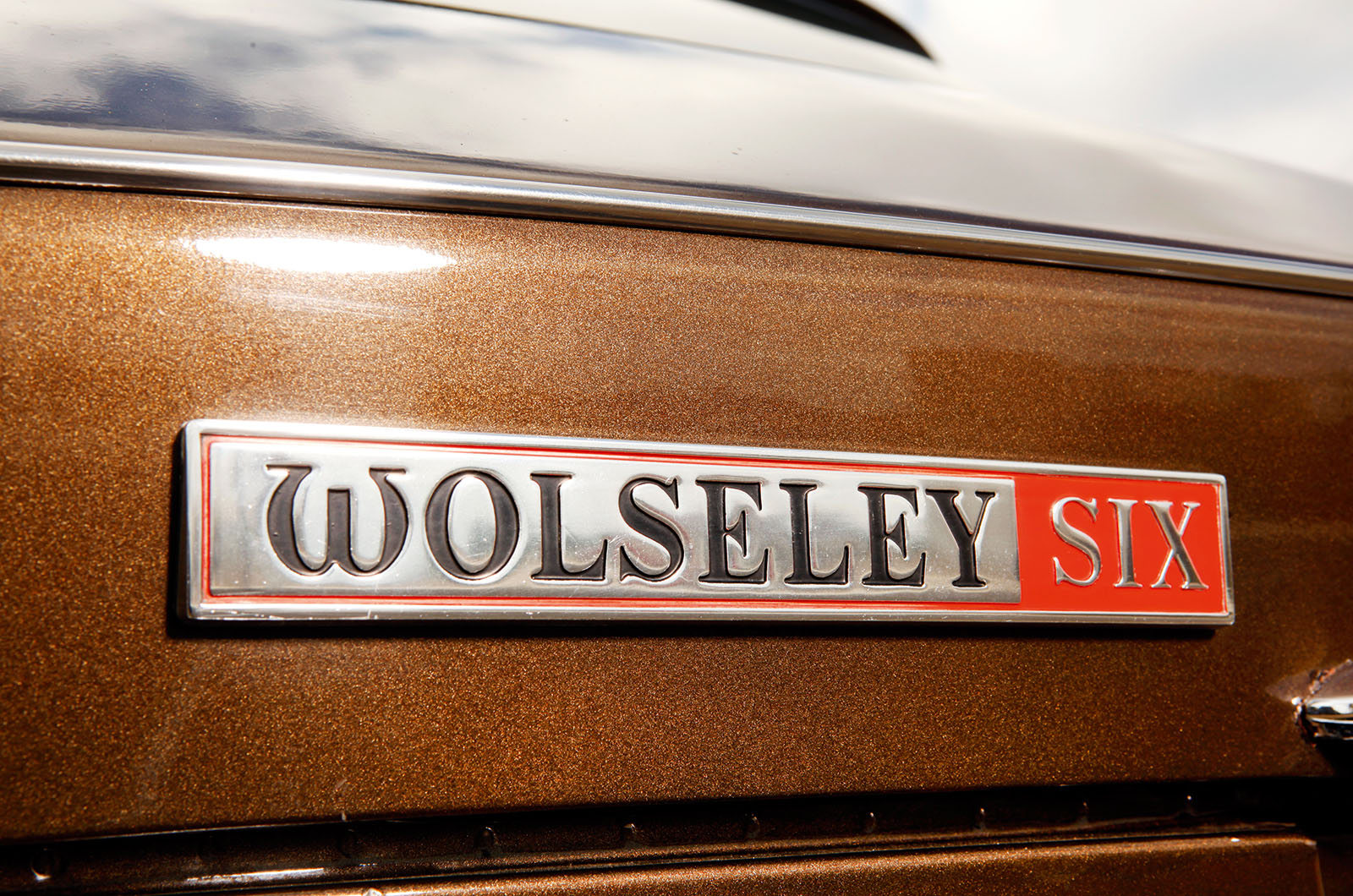 Classic & Sports Car – Ford, Triumph, Volvo, Rover, Audi, Datsun, Wolseley and Vauxhall: barge poll