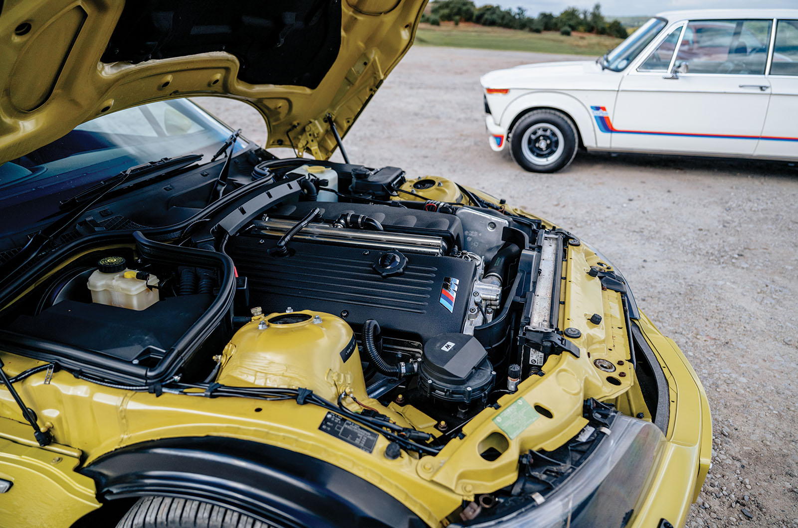 Classic & Sports Car – BMW 2002 turbo, E30 M3, Z3 M Coupé and 1M: small wonders