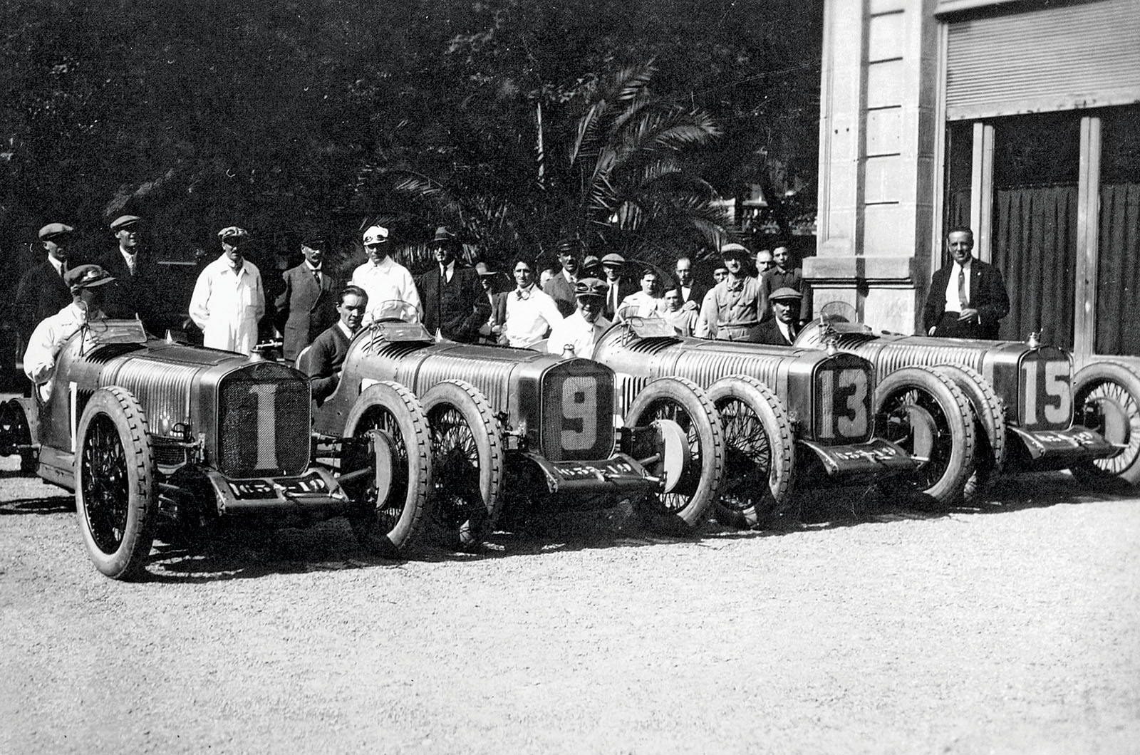 Classic & Sports Car – Delage 2LCV V12: a racer’s dozen