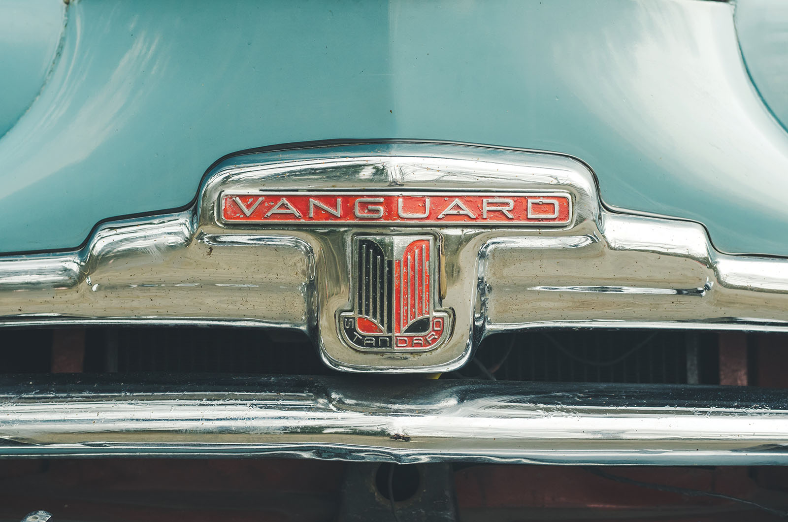 Classic & Sports Car – Standard Vanguard vs Austin Hereford: a life more ordinary