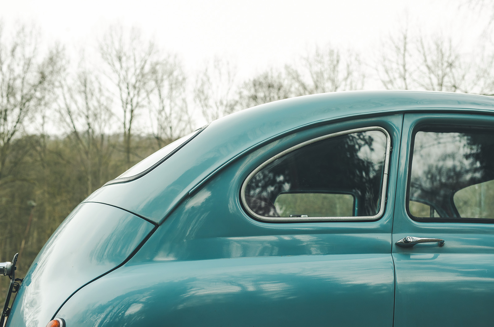 Classic & Sports Car – Standard Vanguard vs Austin Hereford: a life more ordinary