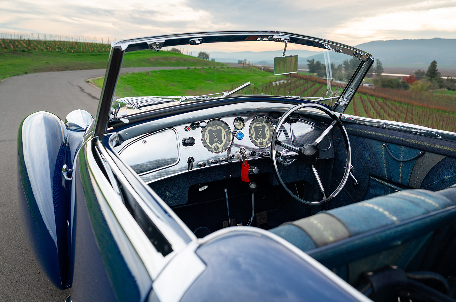 Classic & Sports Car – Unique Alfa Romeo 8C is Best of the Best