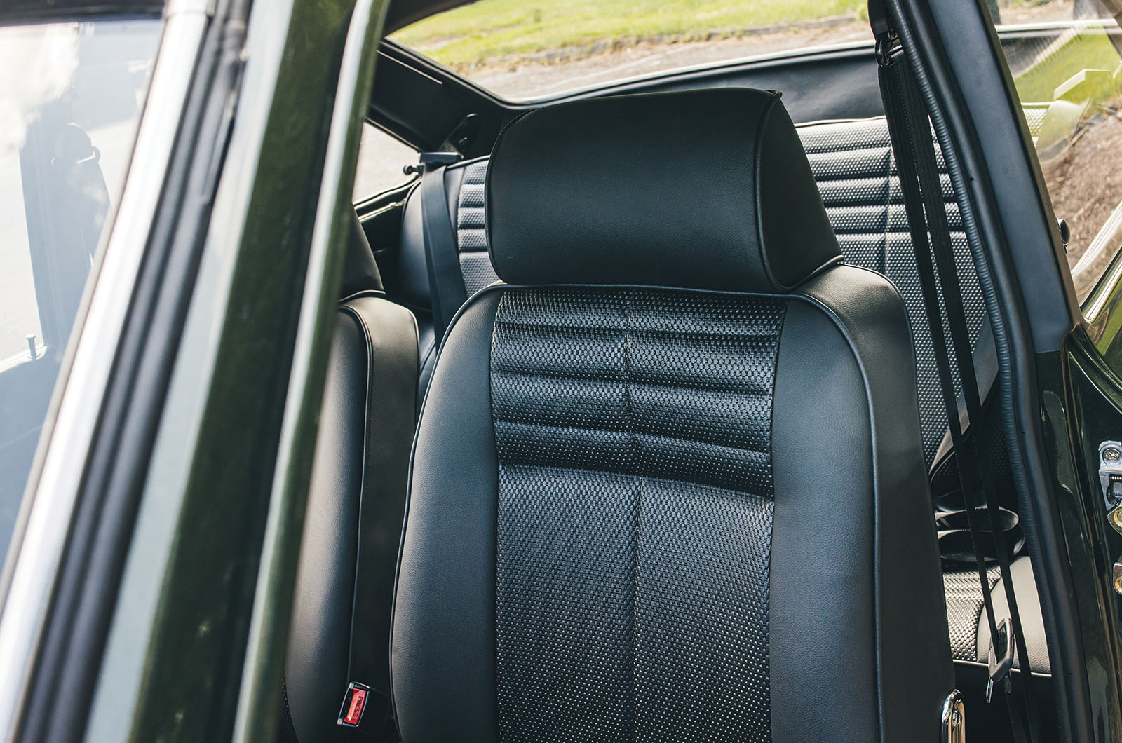 Classic & Sports Car – Mazda R100 Coupé: quiet revolutionary