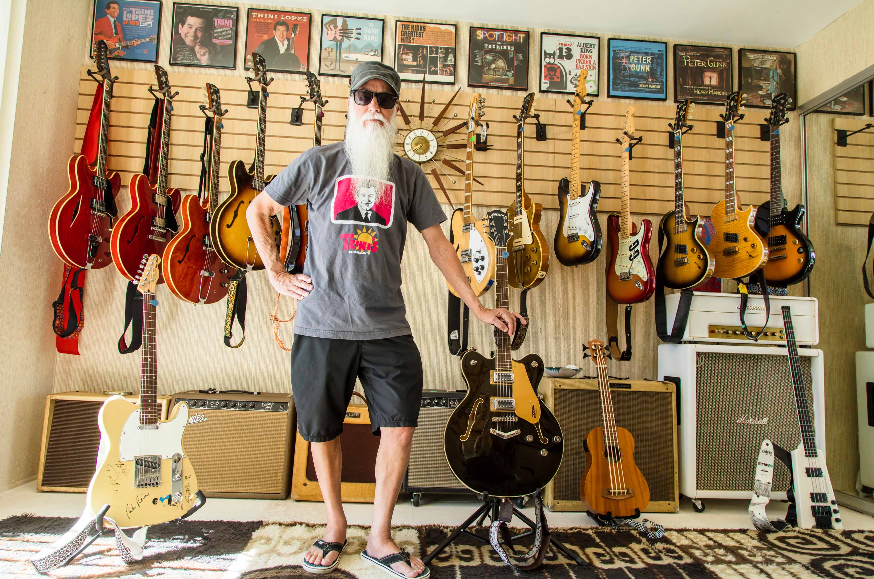 Classic & Sports Car – Also in my garage: classic guitars