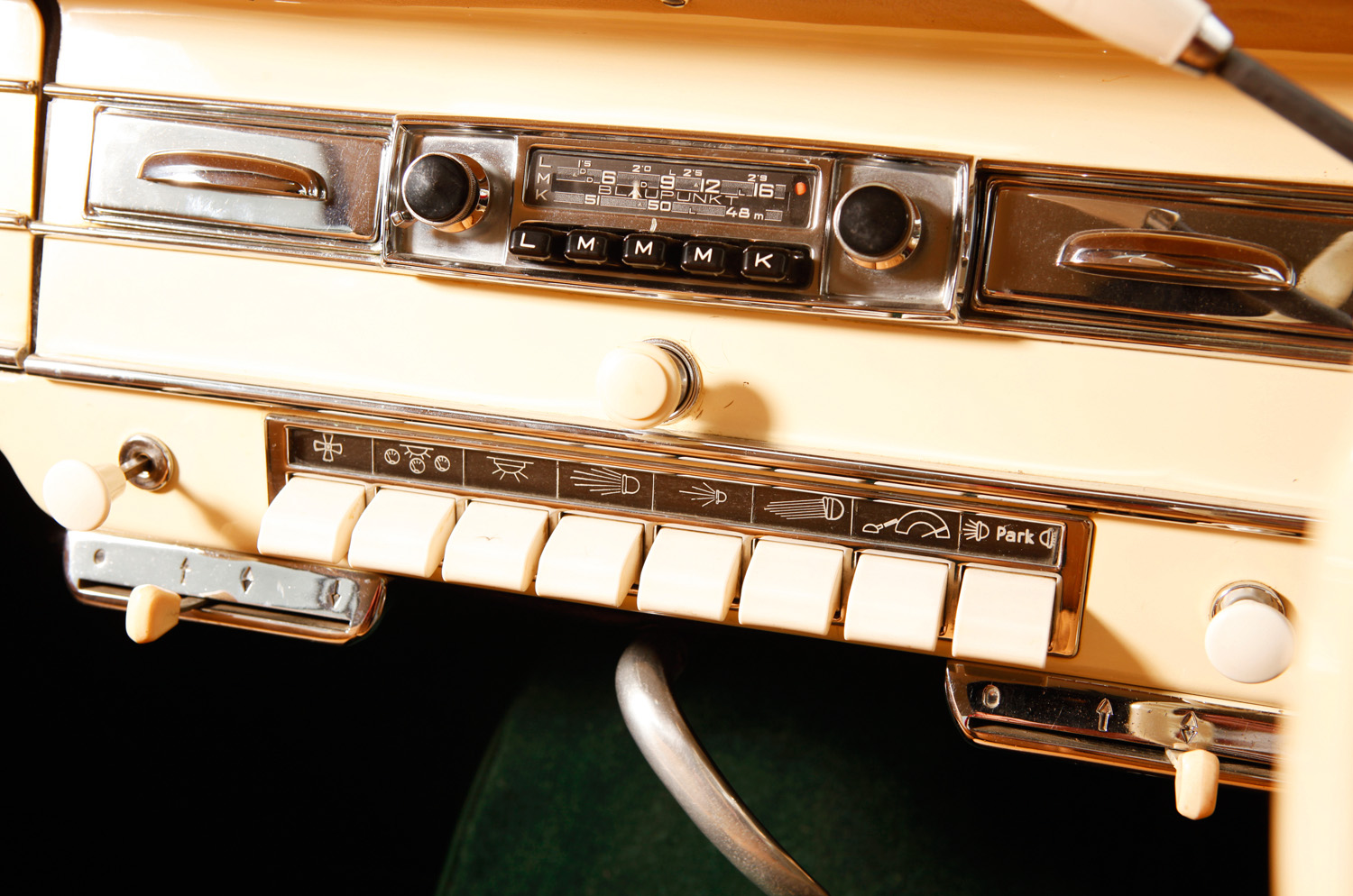 Classic & Sports Car – Borgward Isabella: Munich values, brewed in Bremen