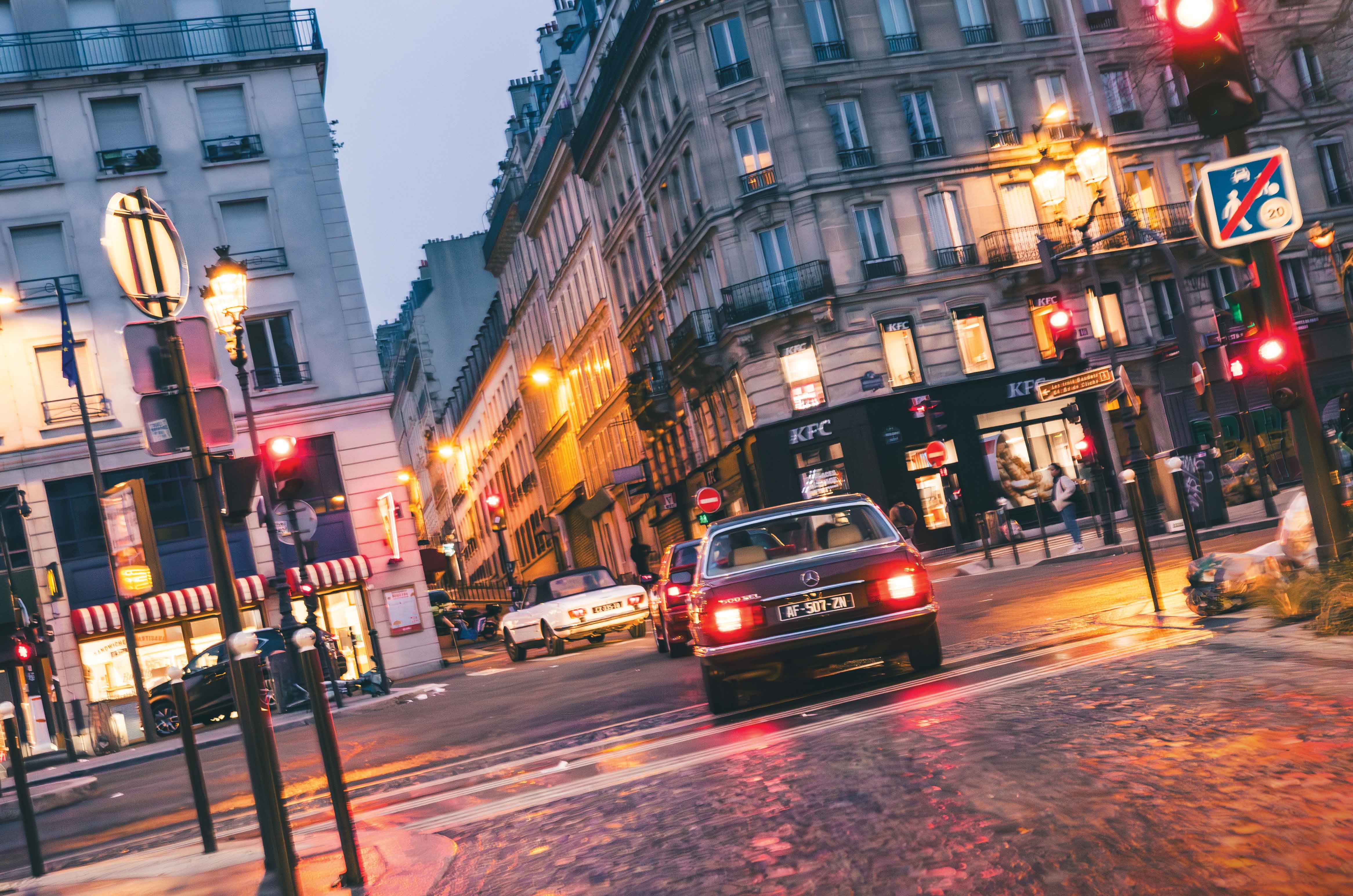 Classic & Sports Car – Classic cars in Paris: a dawn raid across the French capital