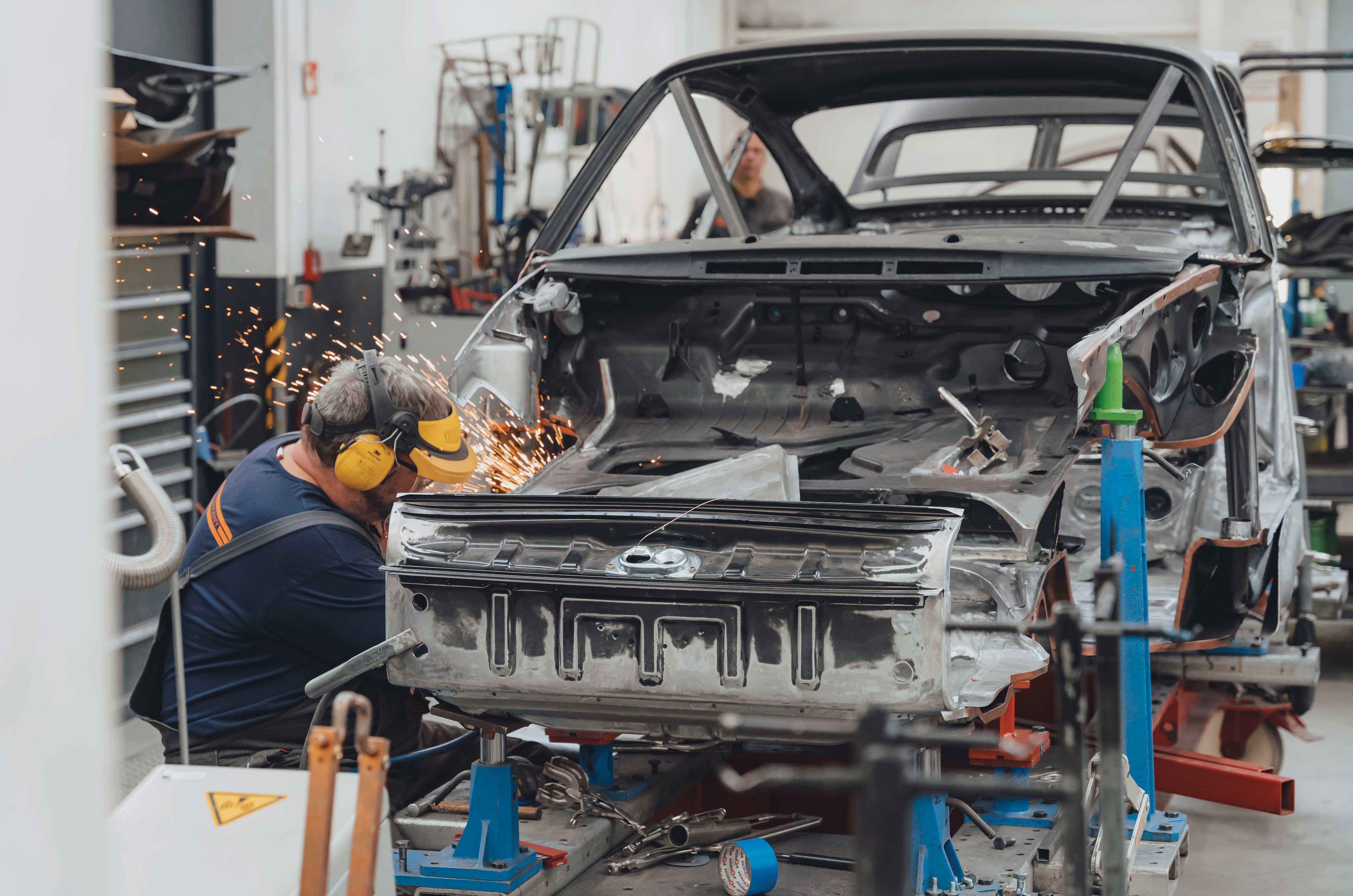 Classic & Sports Car – The specialist: Early 911S