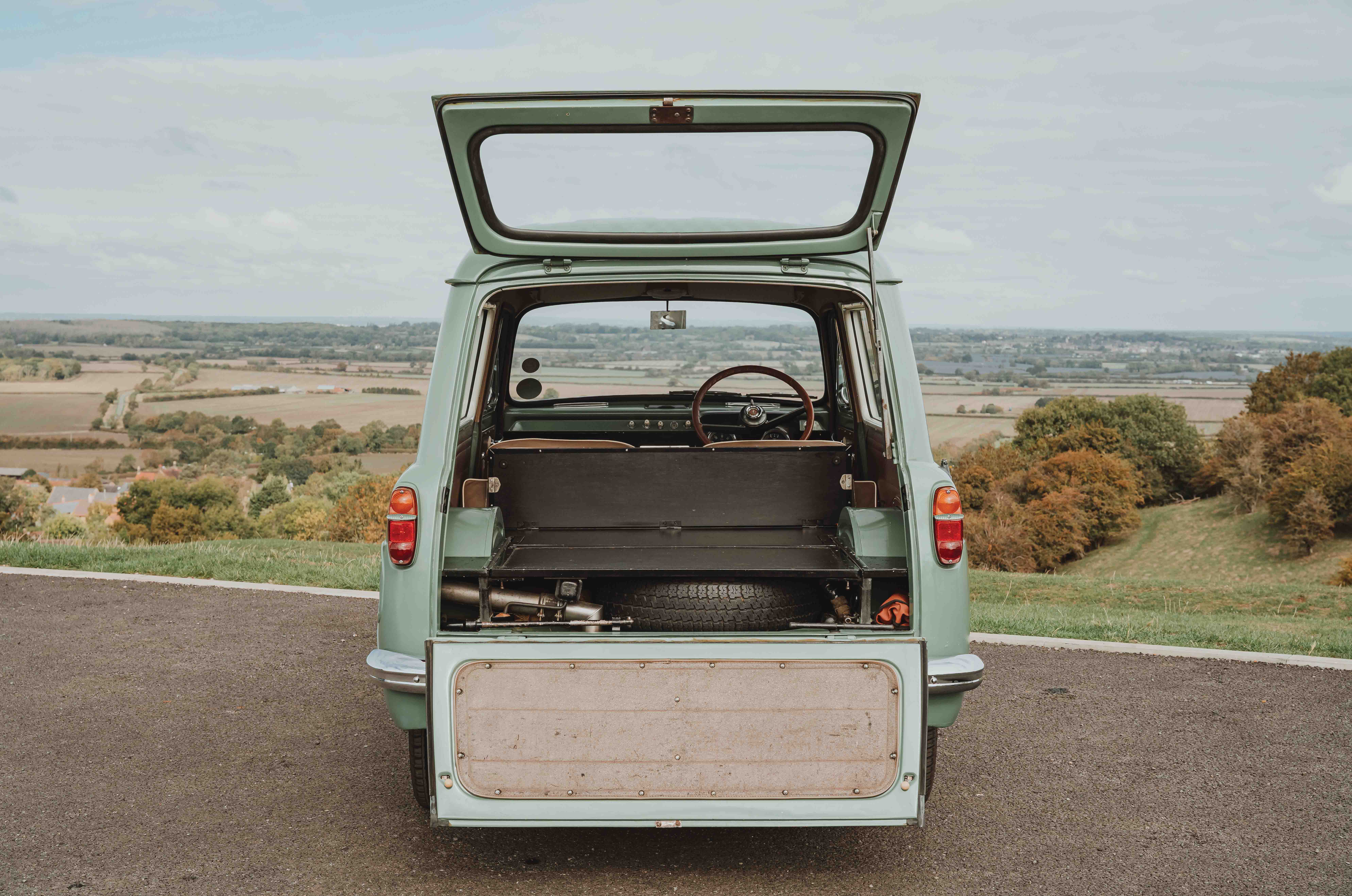 Classic & Sports Car – Ford Escort vs Standard 10 vs Hillman Husky: little boxes