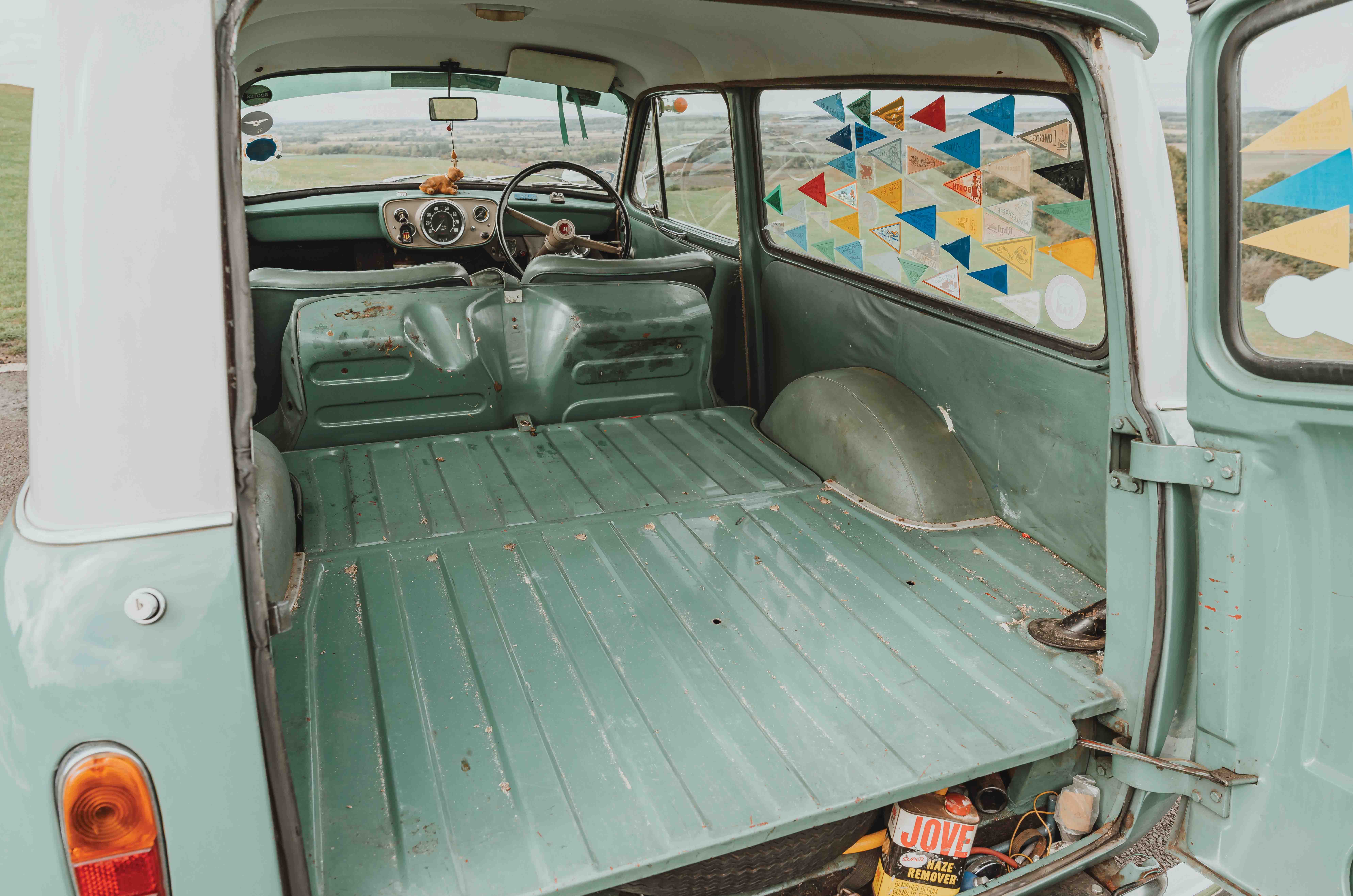 Classic & Sports Car – Ford Escort vs Standard 10 vs Hillman Husky: little boxes