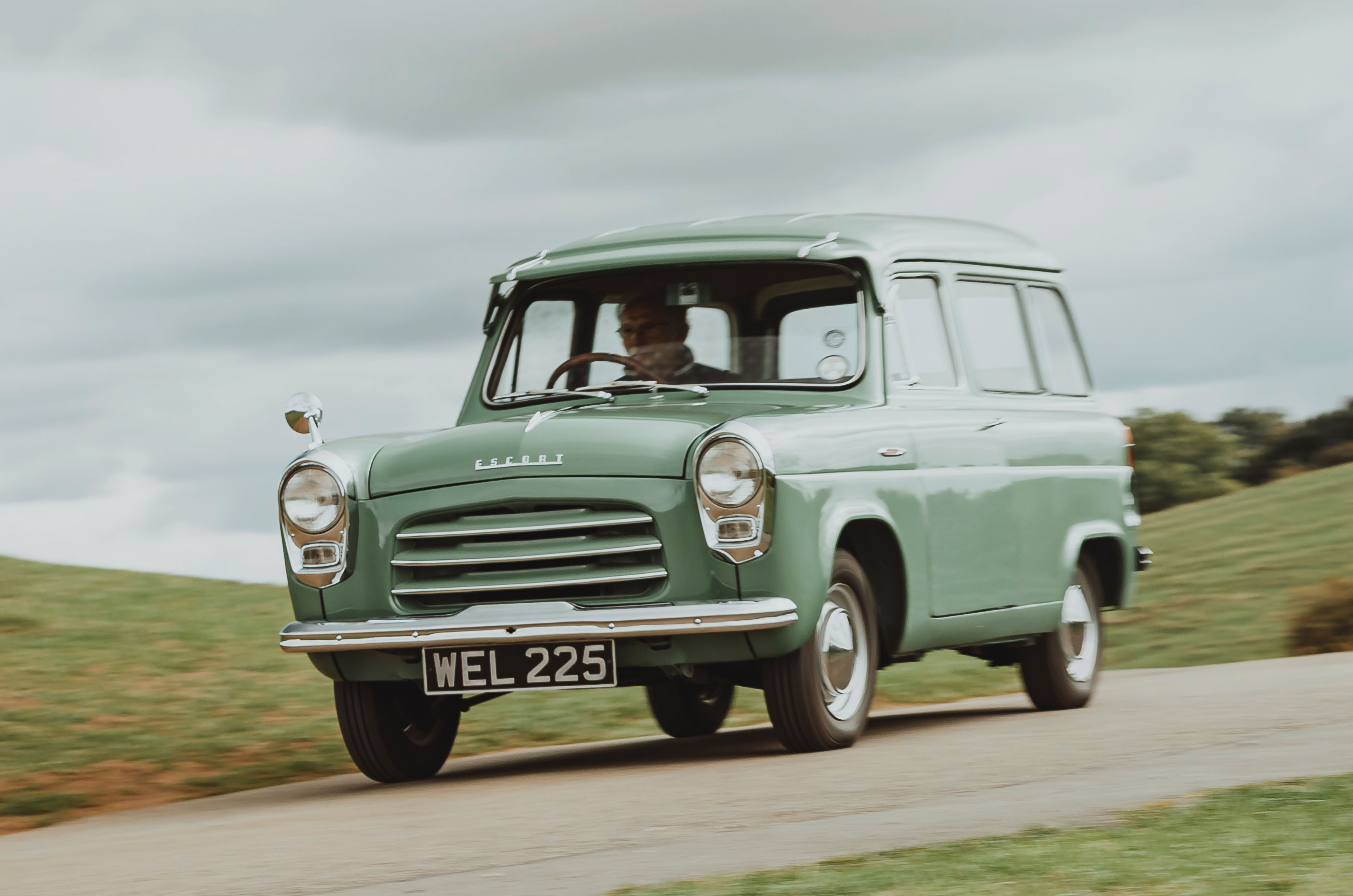 Classic & Sports Car – Ford Escort vs Standard 10 vs Hillman Husky: little boxes