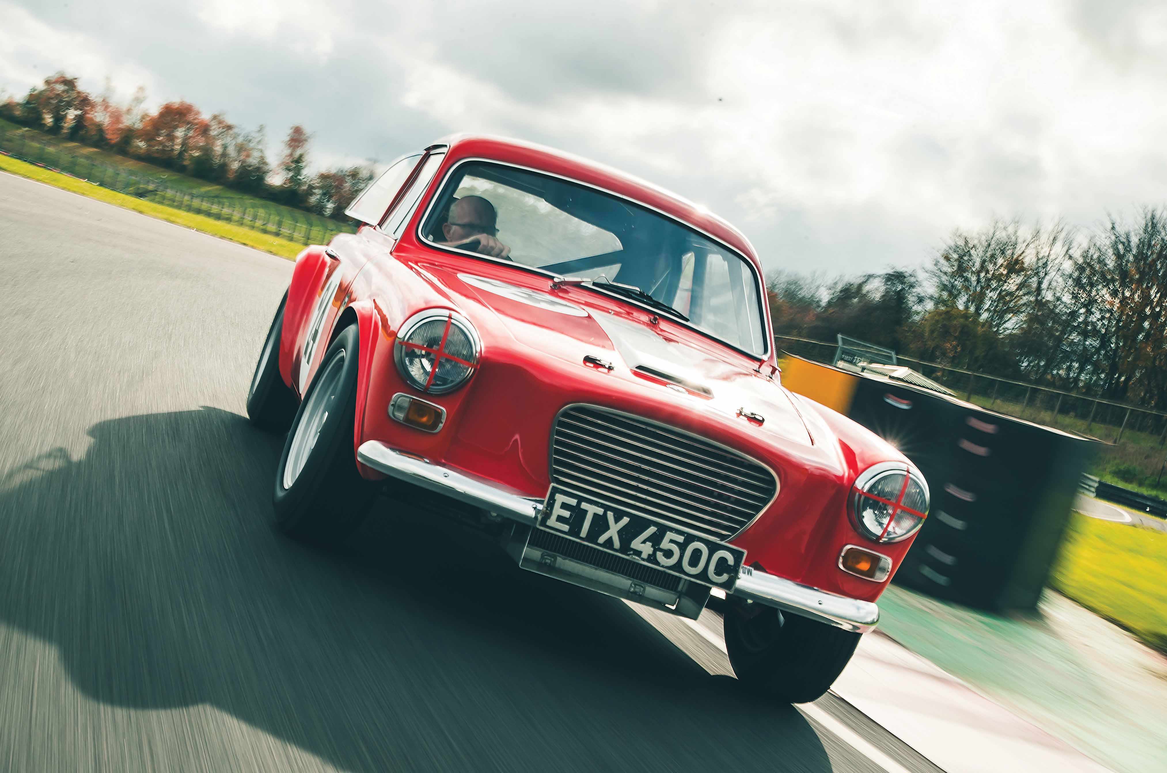 Classic & Sports Car – Gilbern-Chevrolet GT: fire-breathing dragon