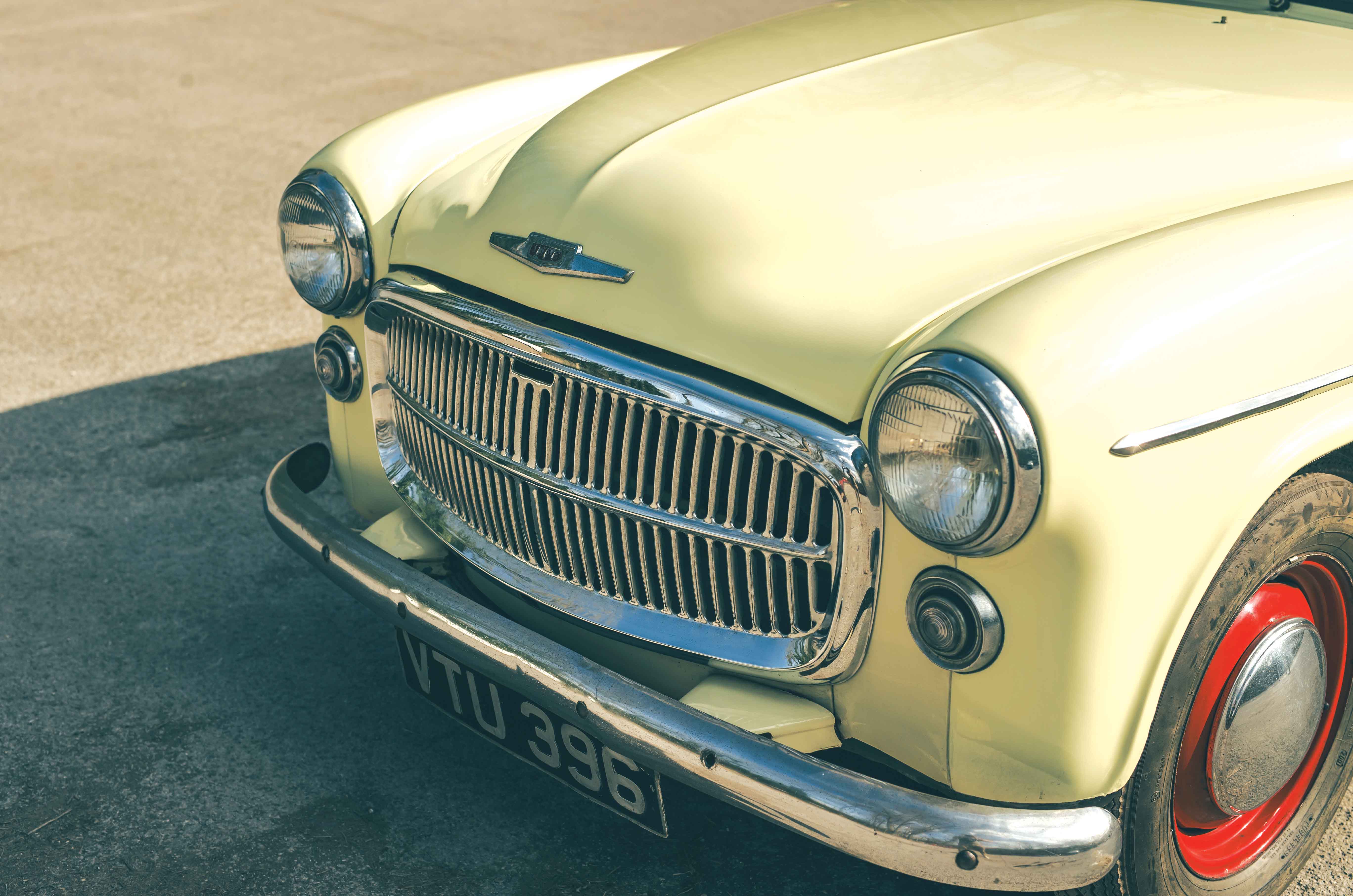 Classic & Sports Car – Hillman Minx Californian: a ray of sunshine