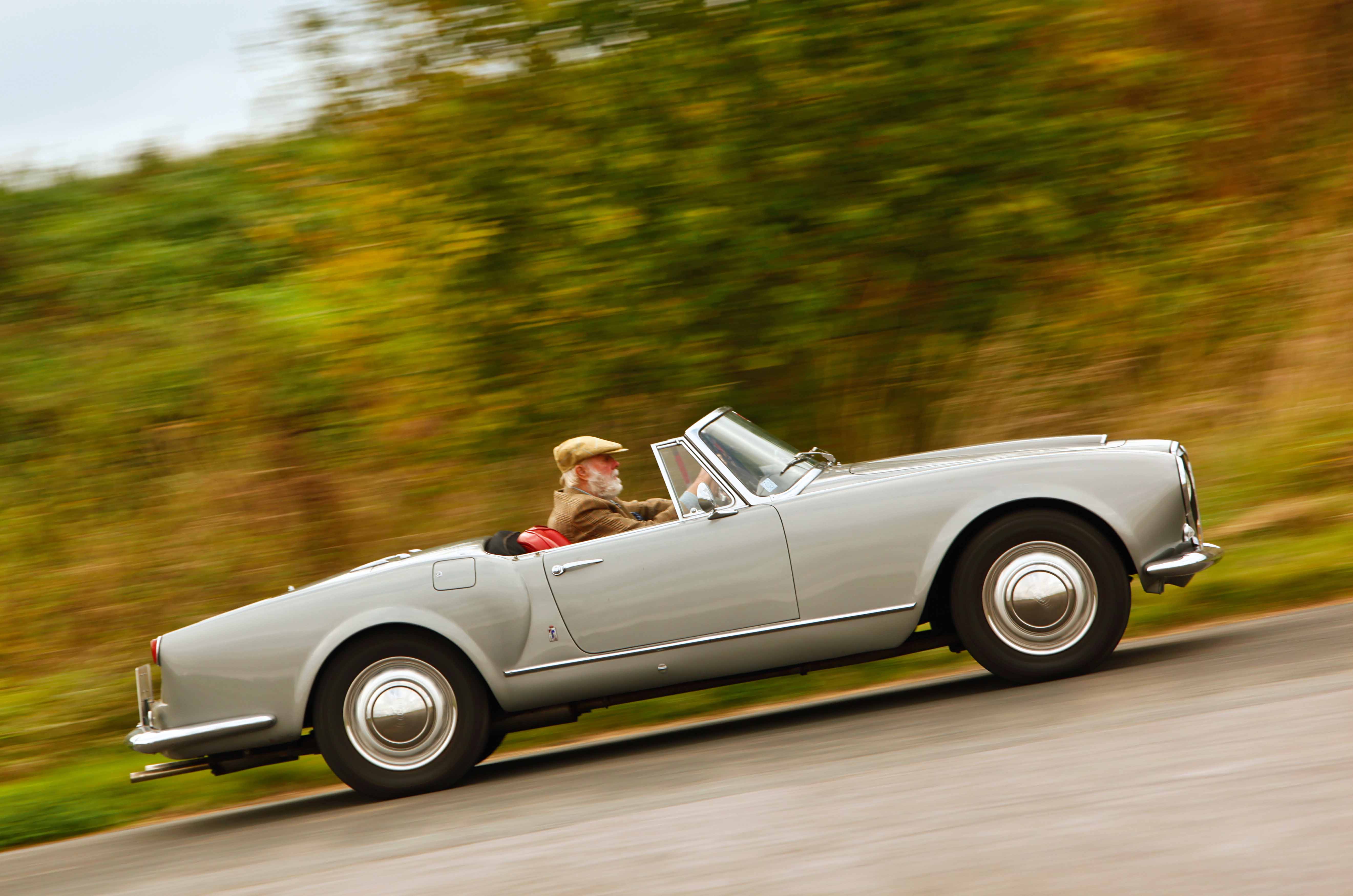 Classic & Sports Car – Lancia Aurelia drop-tops: three steps to heaven