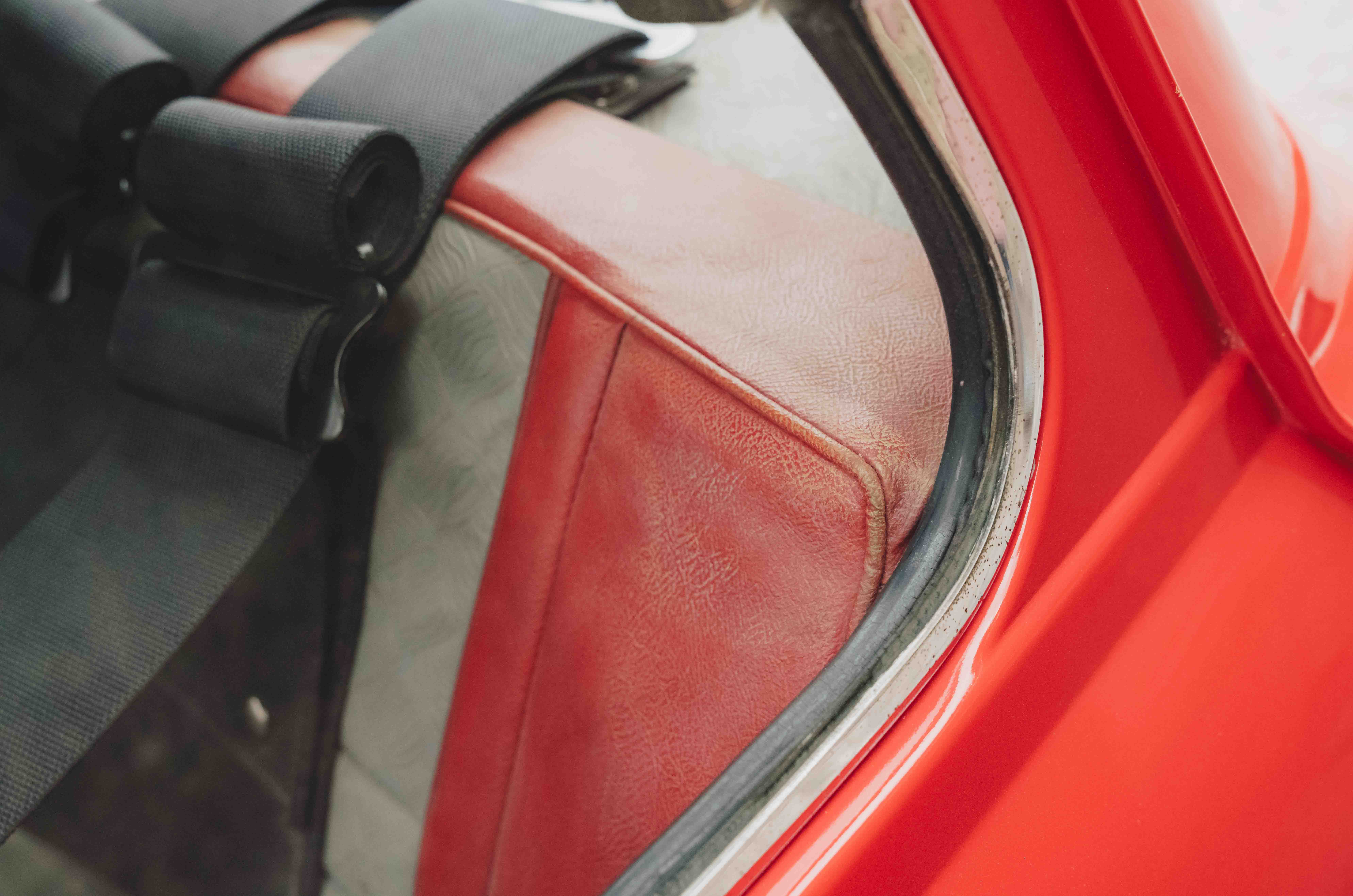 Classic & Sports Car – Mini Cooper ‘S’: small soldier