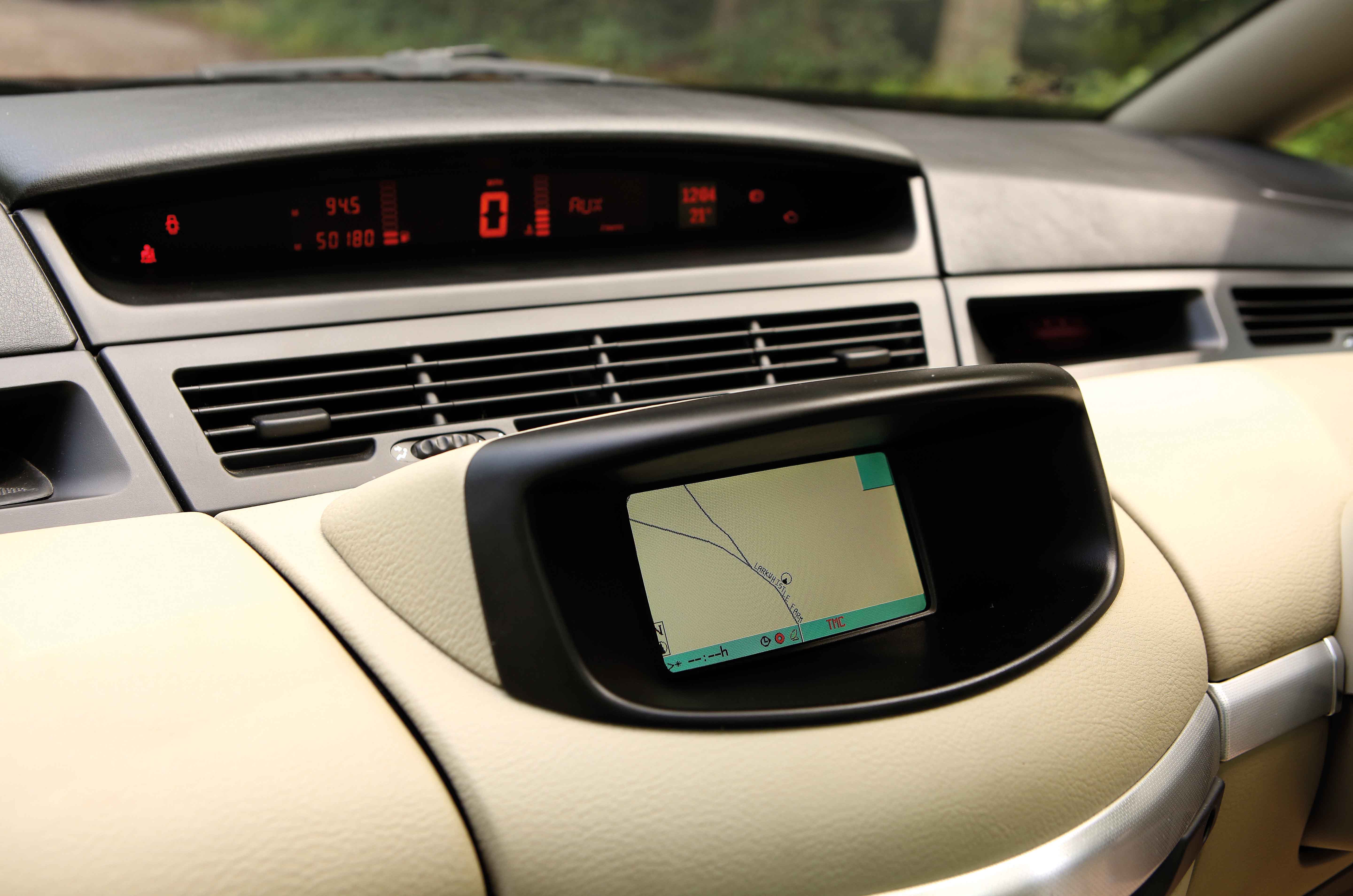 Classic & Sports Car – Renault Avantime: a niche too far?