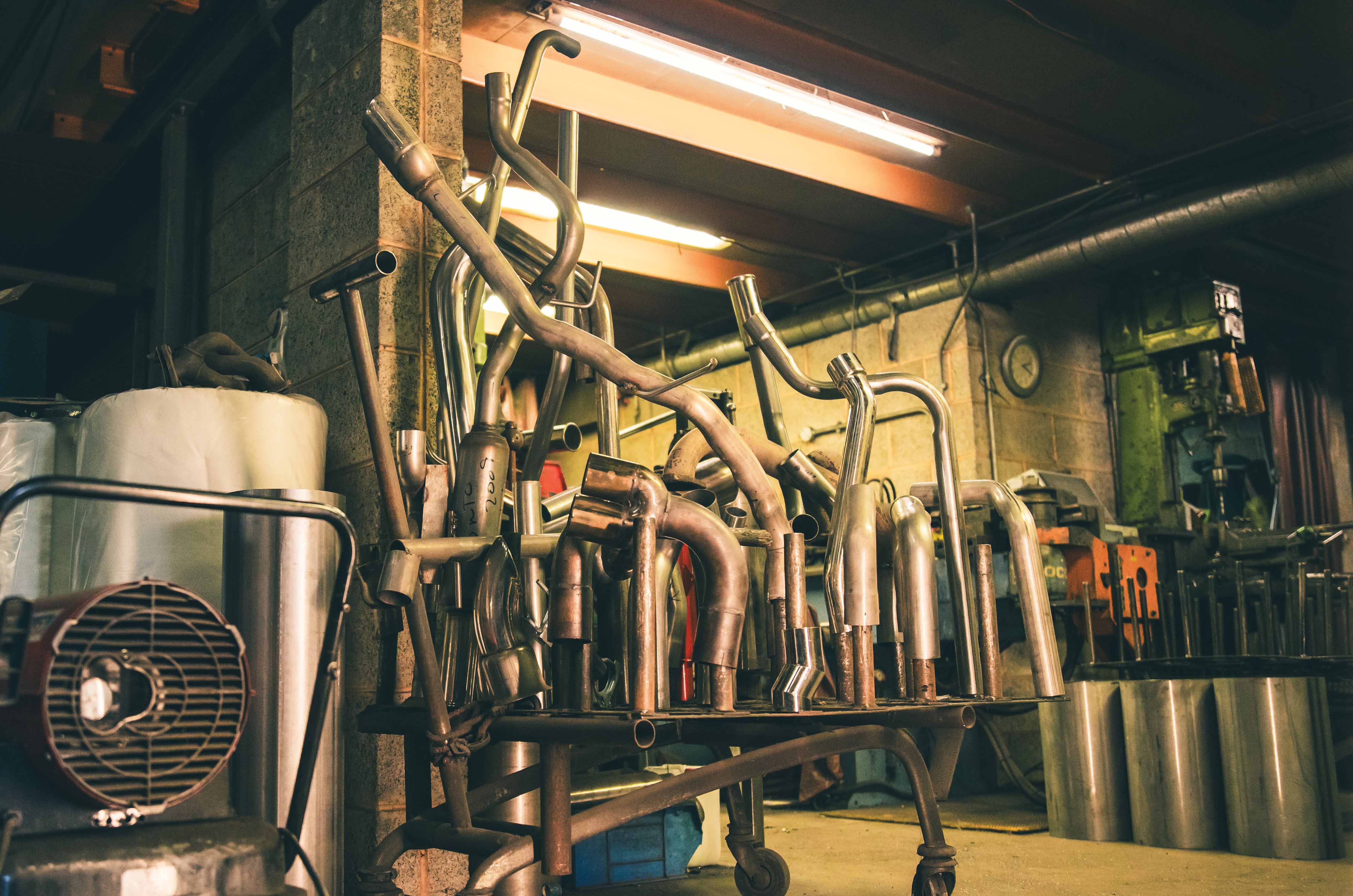 Classic & Sports Car – The specialist: Custom Chrome