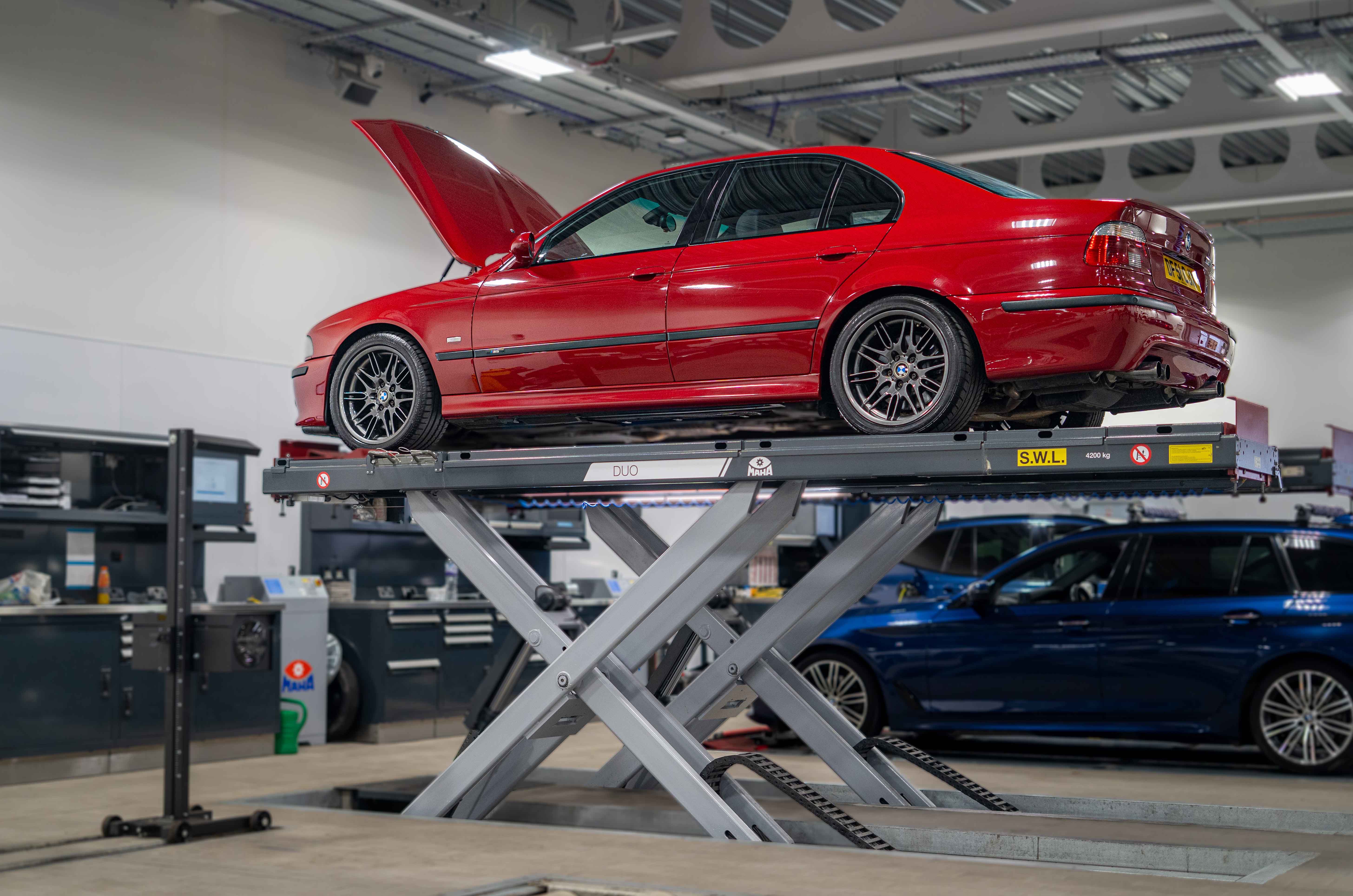 Classic & Sports Car – Classic BMW owners get factory support in the UK