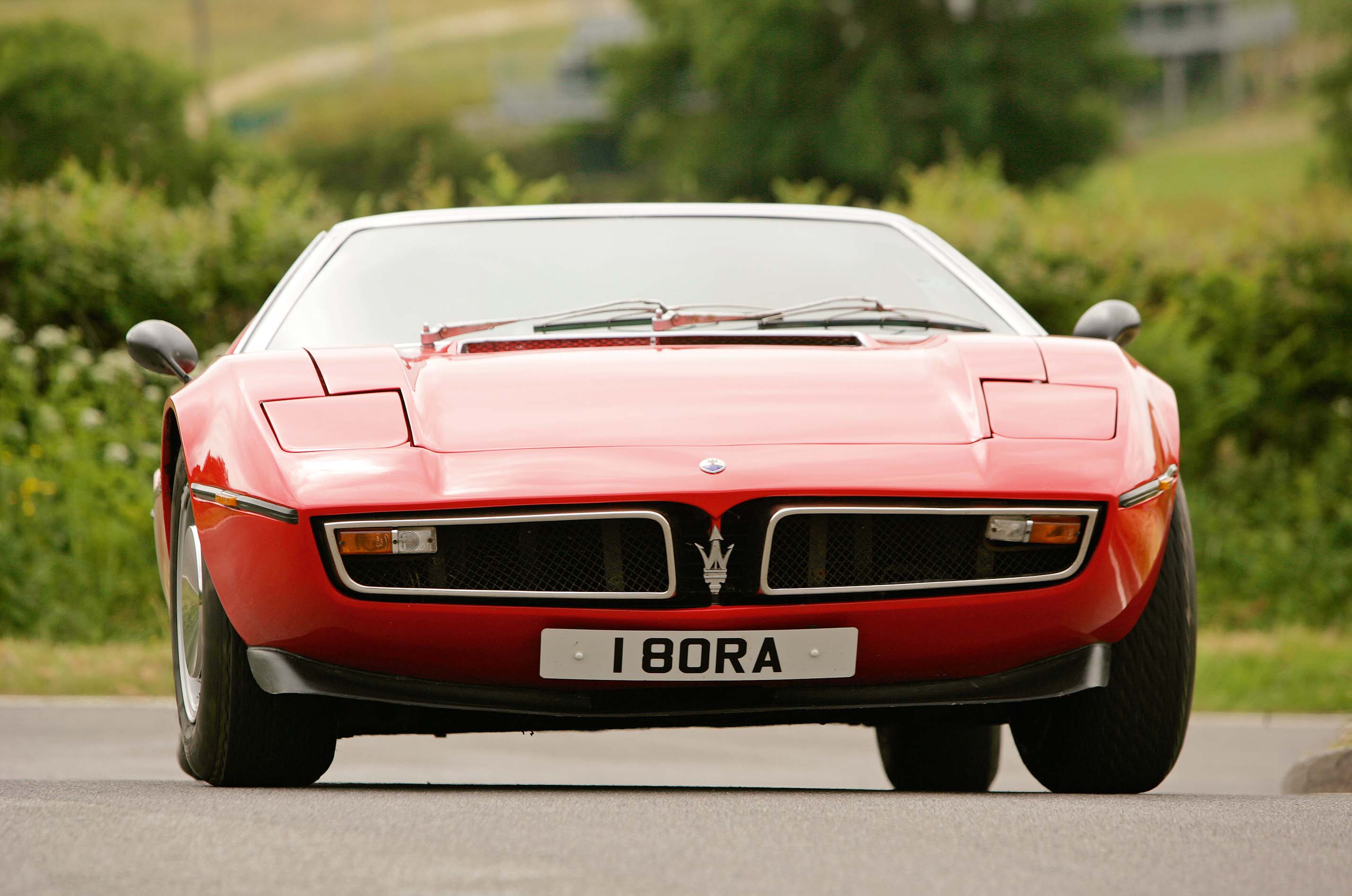 Classic & Sports Car – Maserati Bora vs De Tomaso Pantera GTS: wild at heart