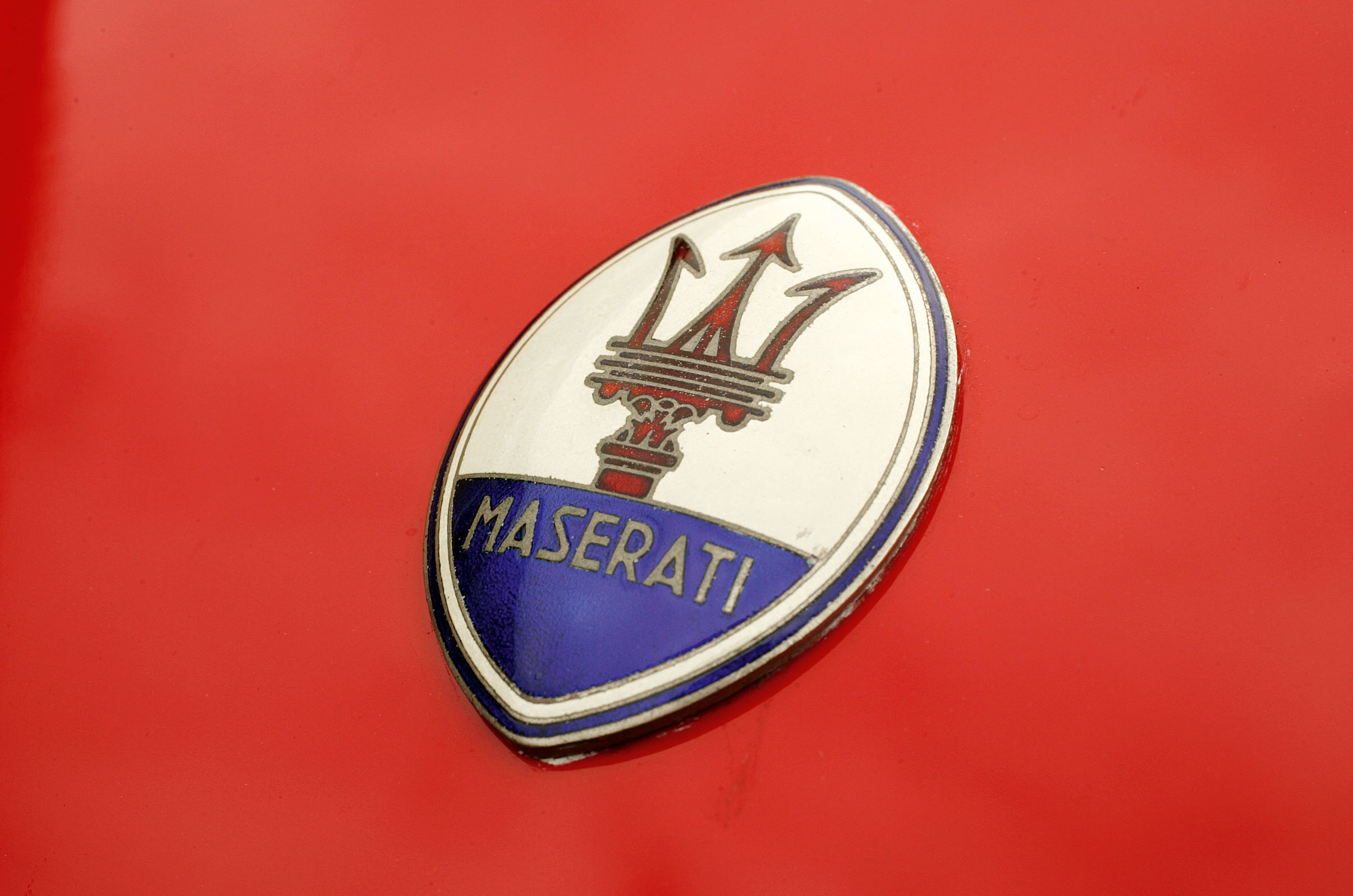 Classic & Sports Car – Maserati Bora vs De Tomaso Pantera GTS: wild at heart