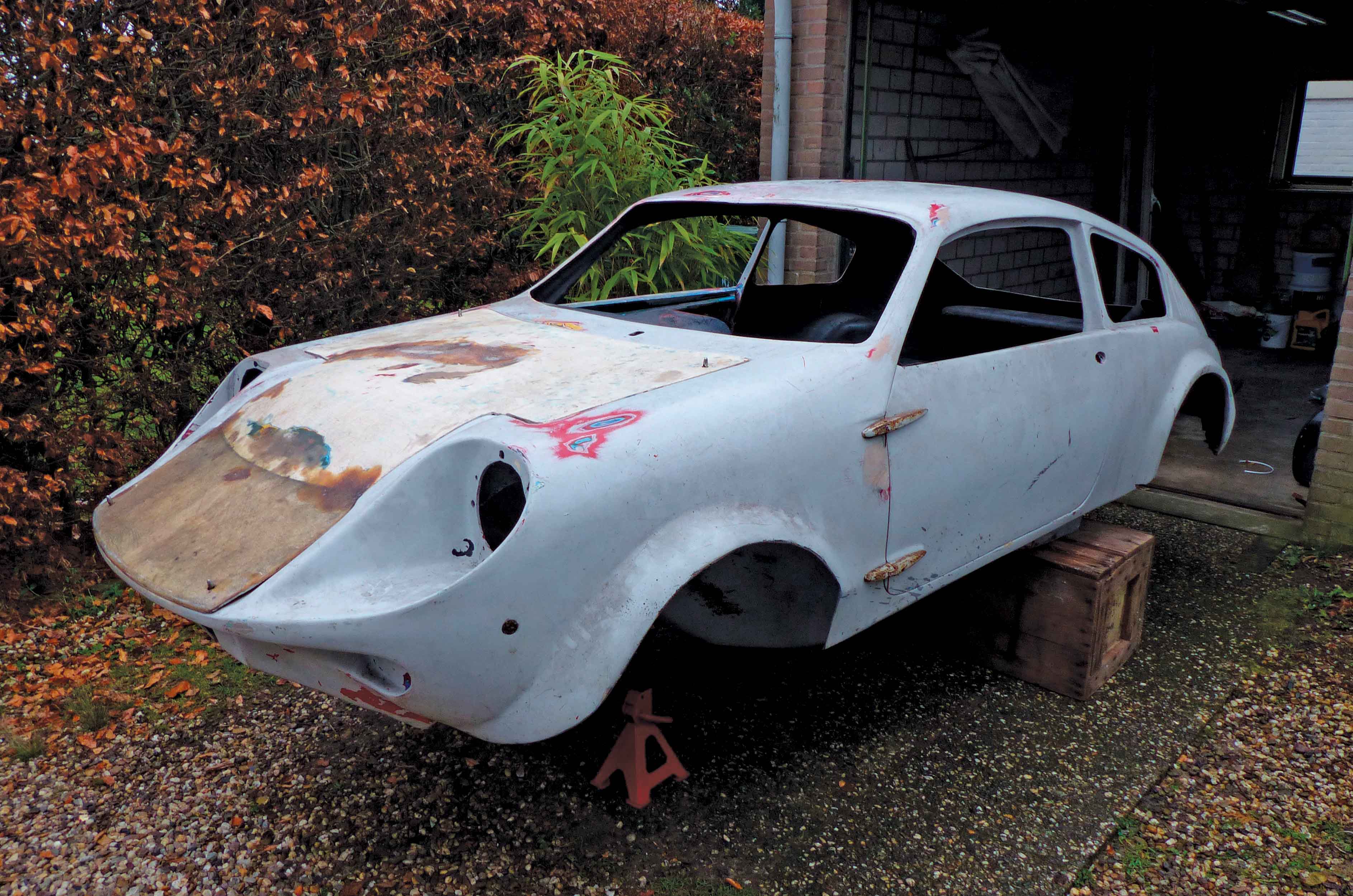 Classic & Sports Car – Mini Marcos: the little racer that took on Le Mans