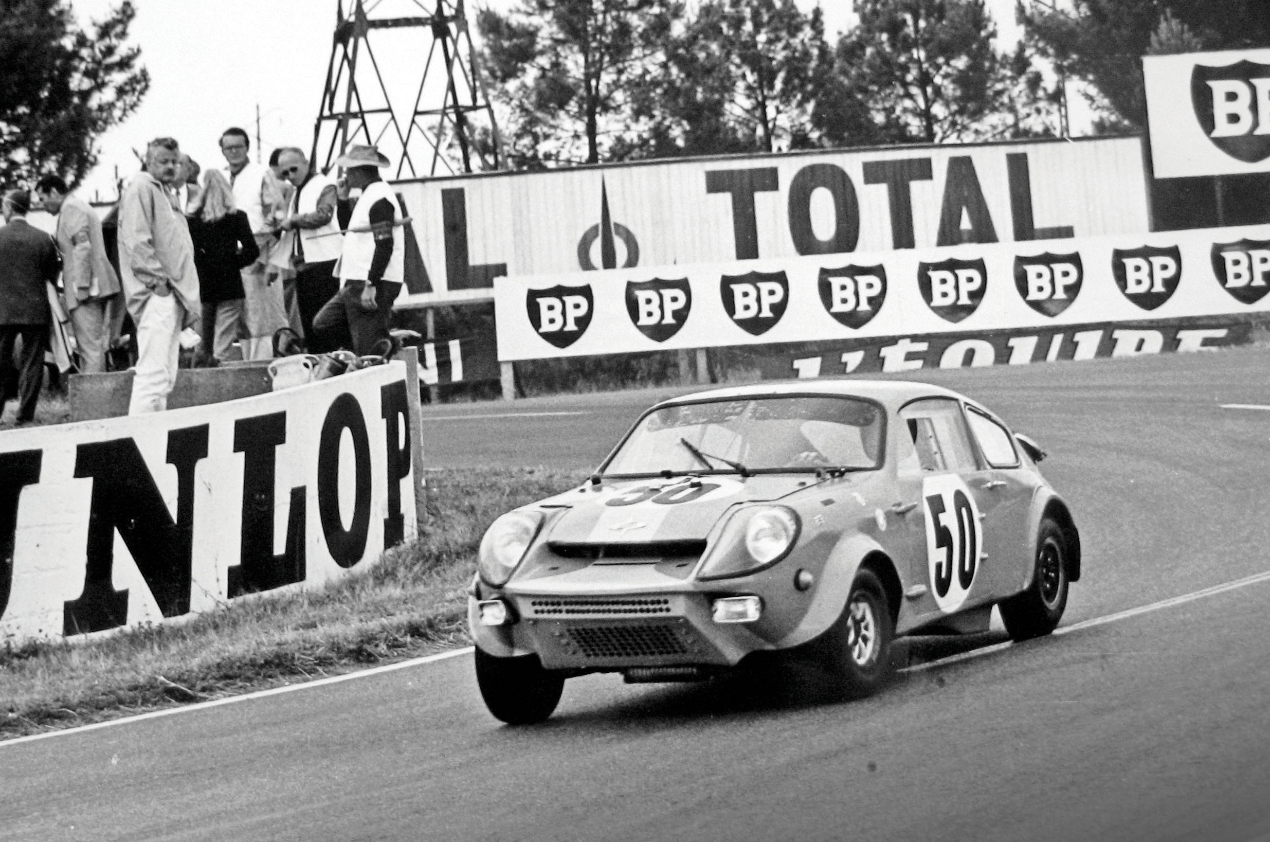 Classic & Sports Car – Mini Marcos: the little racer that took on Le Mans