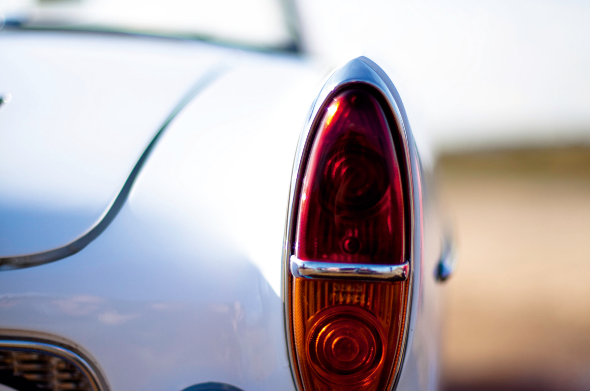 Classic & Sports Car – Sunbeam Alpine vs Renault Floride: the battle for your buck 