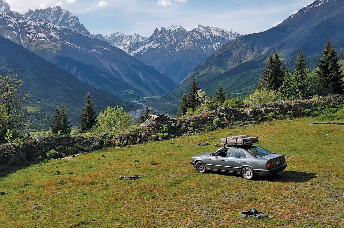 Classic & Sports Car – BMW adventure: Asia’s toughest roads in a €650 saloon