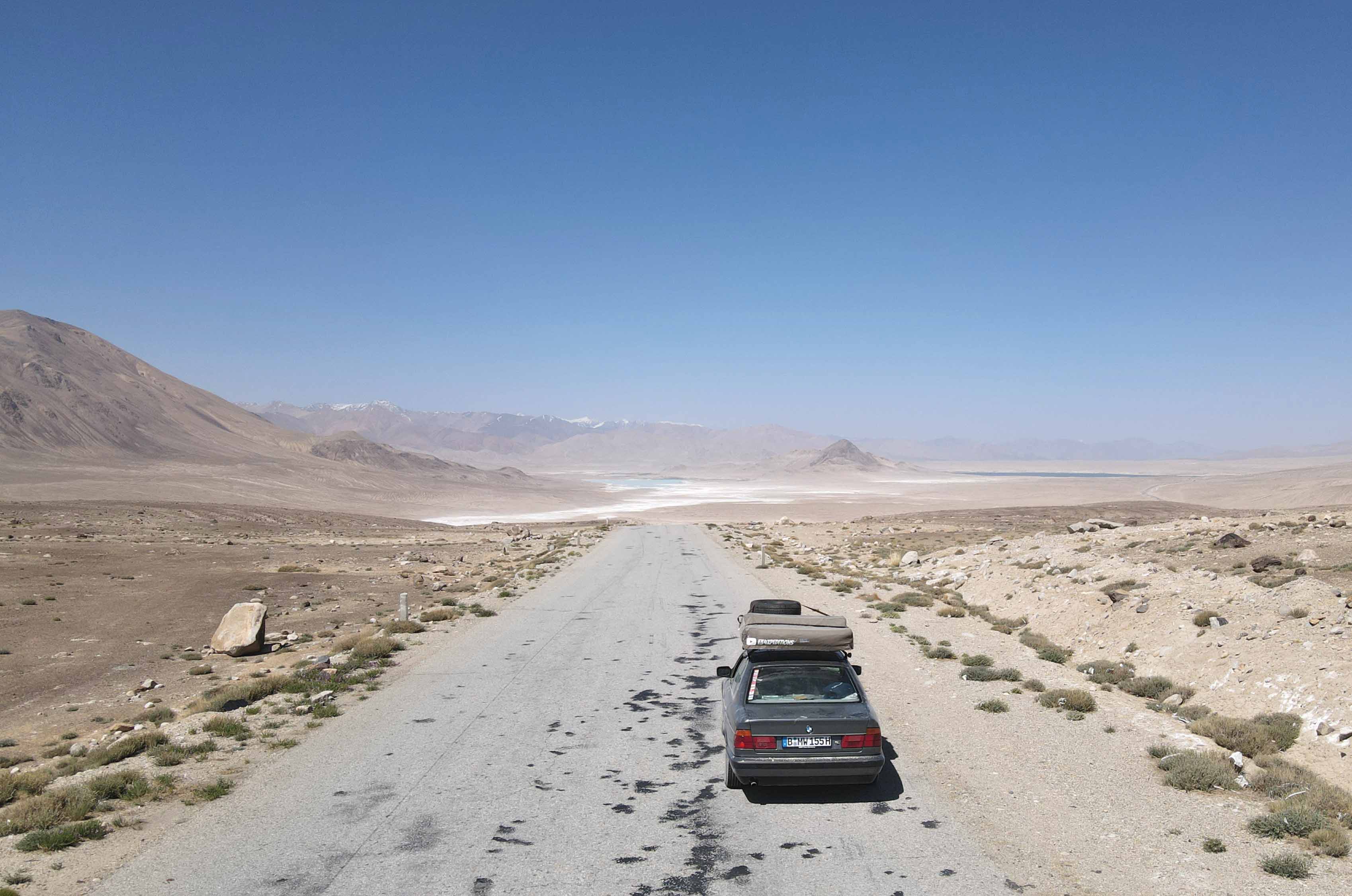 Classic & Sports Car – BMW adventure: Asia’s toughest roads in a €650 saloon