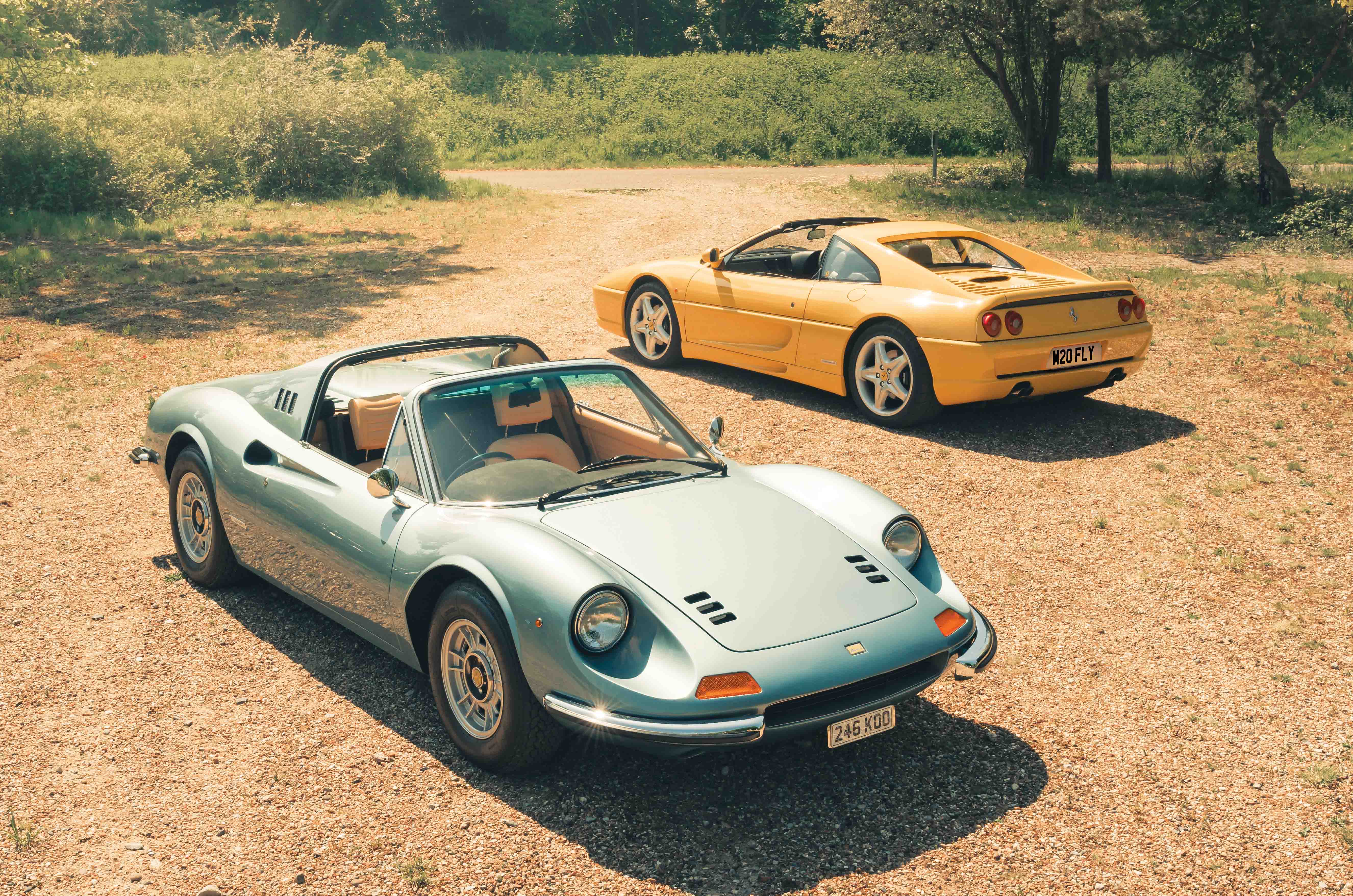 Classic & Sports Car – Dino 246GTS vs Ferrari F355GTS: benchmark babies