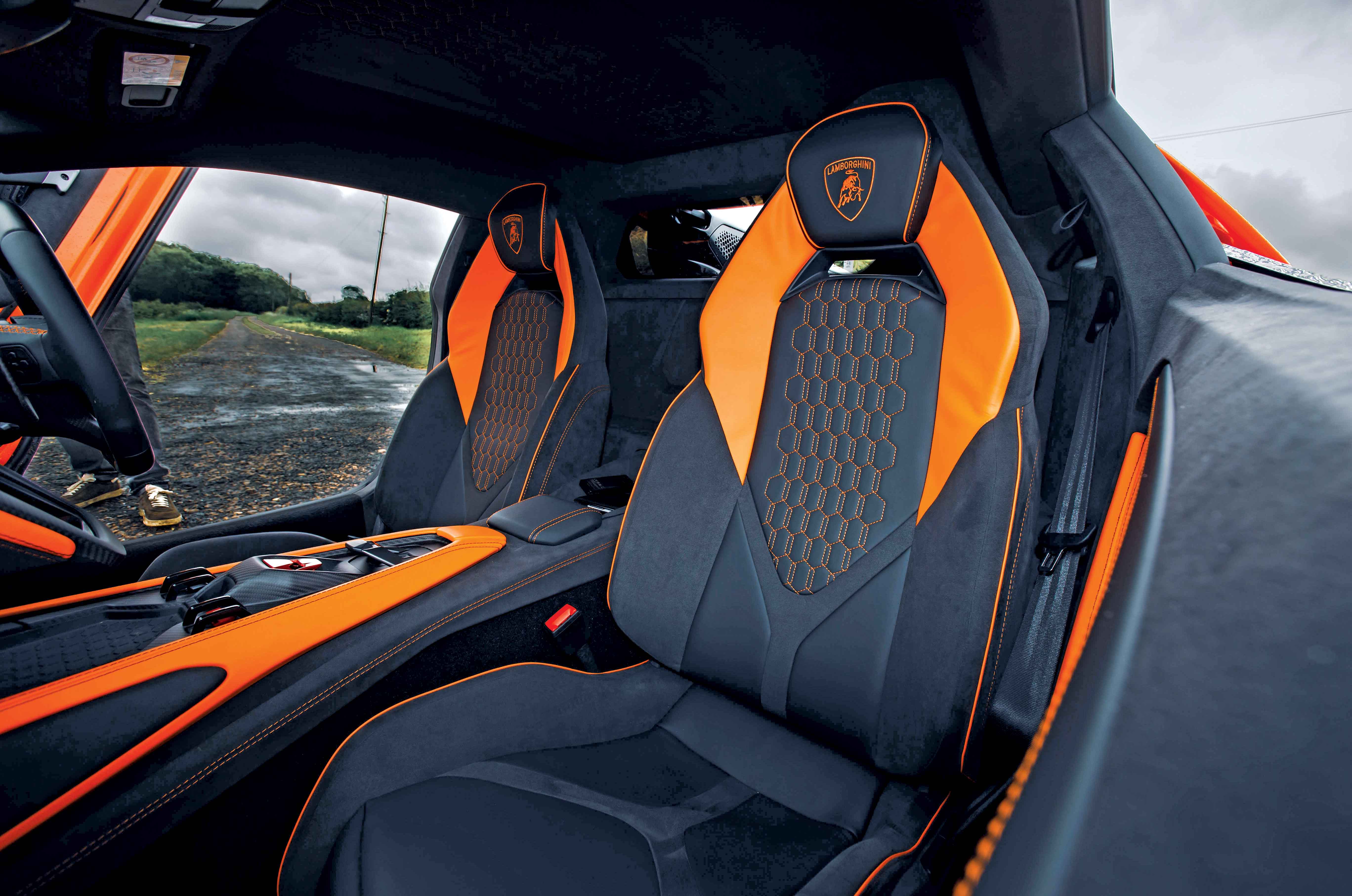 Classic & Sports Car – Future classic: Lamborghini Revuelto