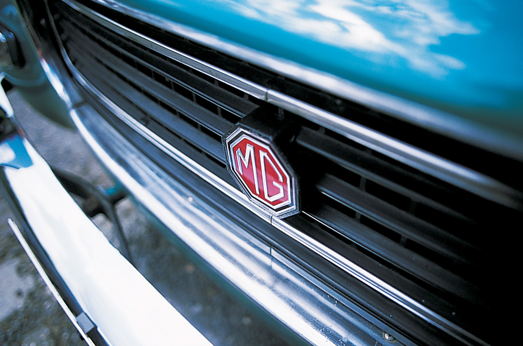 Classic & Sports Car – MG Midget MkI, MkIII and 1500: small change