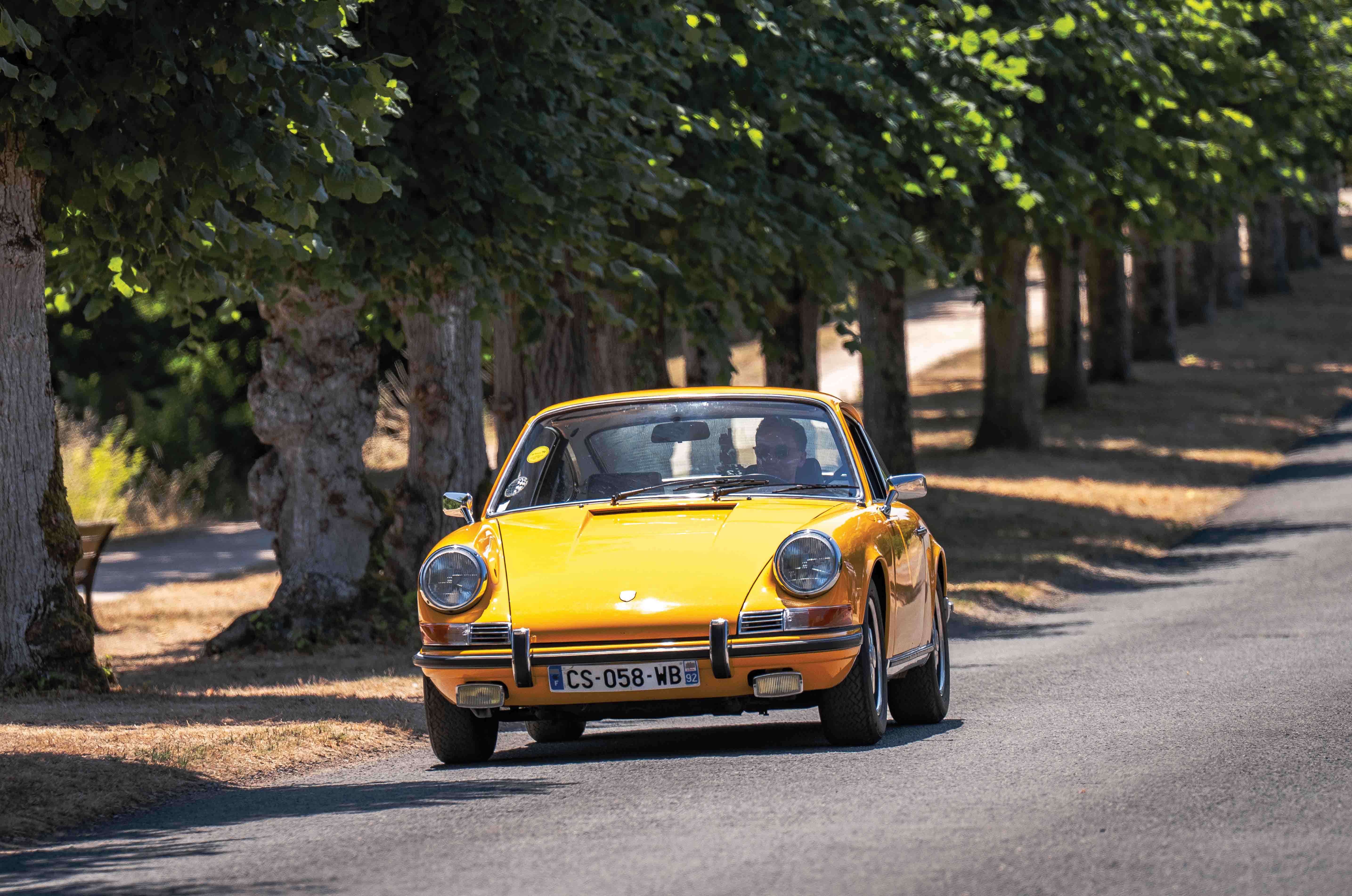 Classic & Sports Car – Porsche 911 at Le Mans: in Steve McQueen’s wheeltracks
